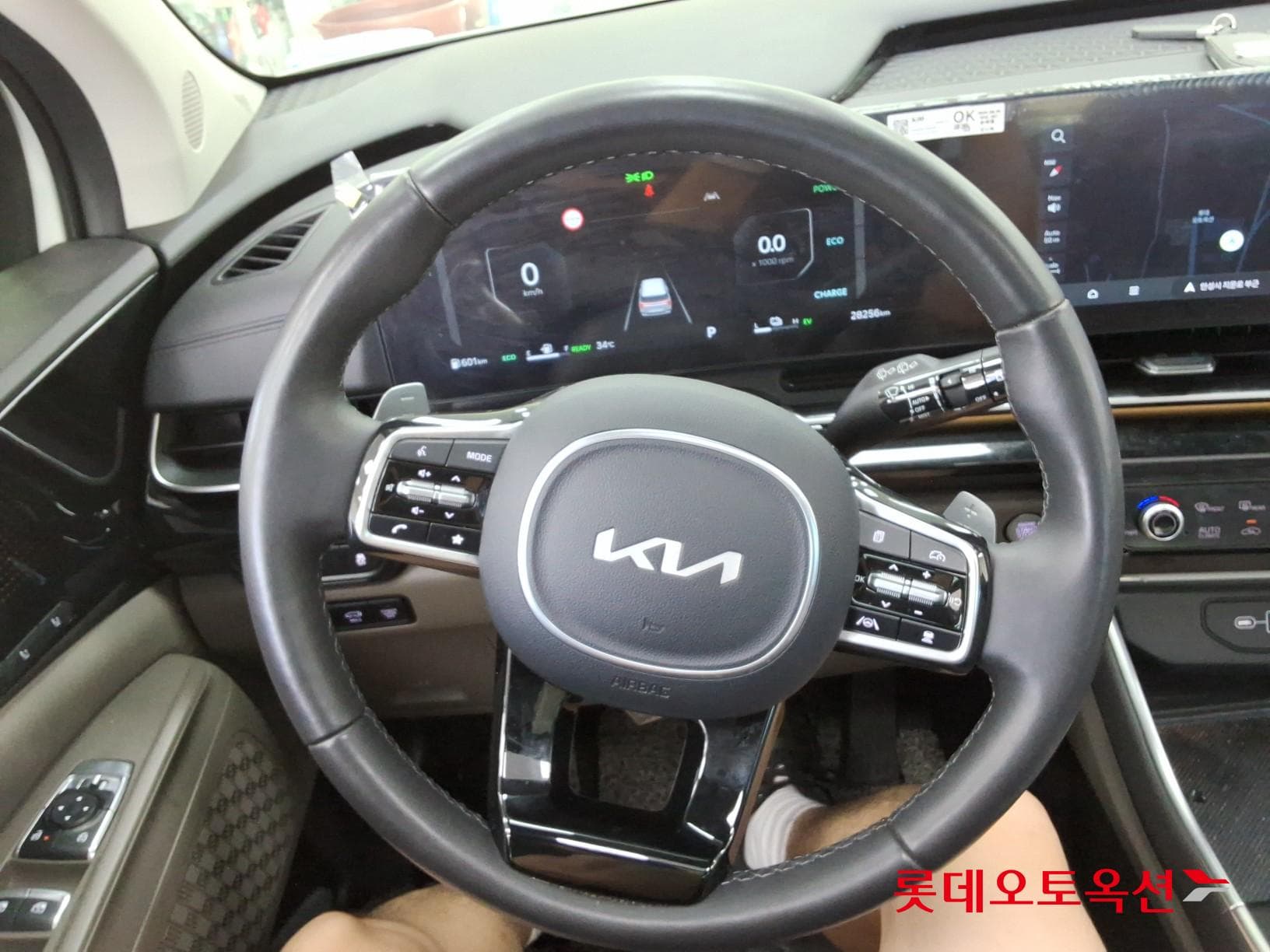 Kia - Carnival | KA4 (H)1.6 Signature 9 2WD AT 29