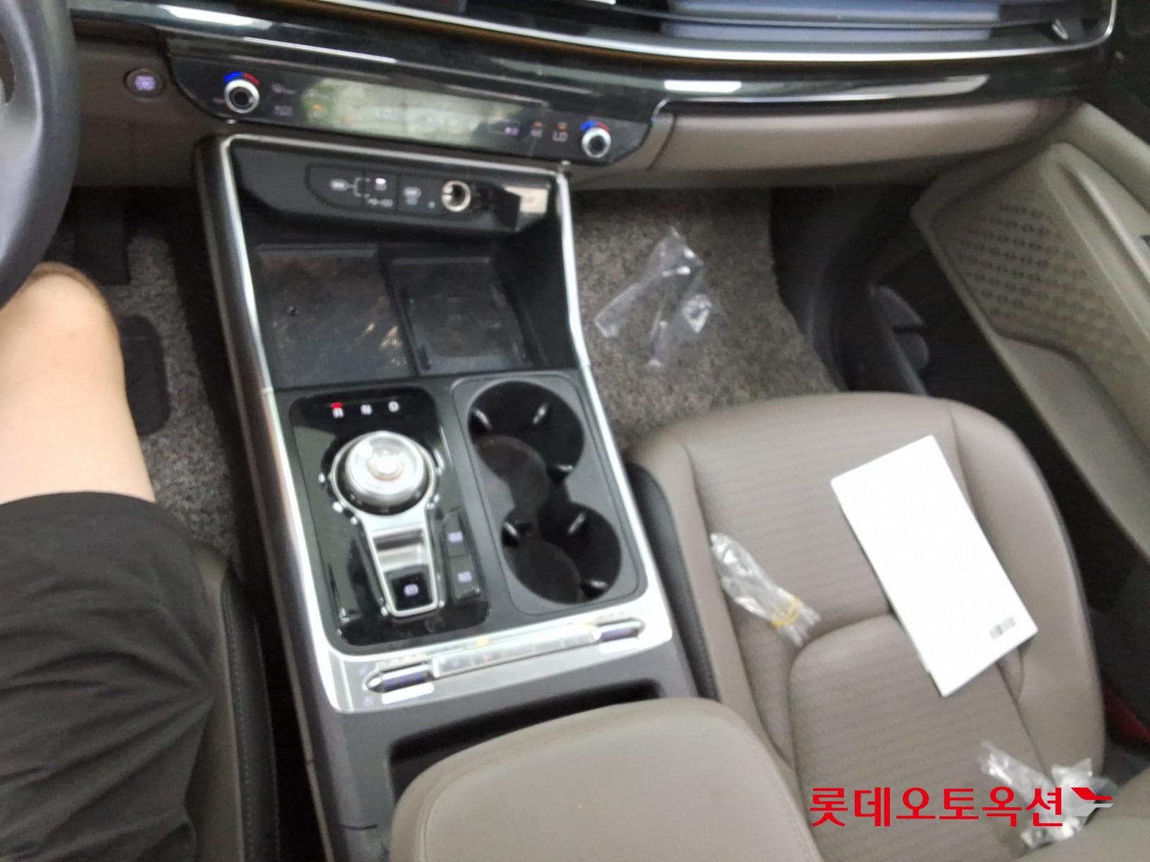 Kia - Carnival | KA4 (H)1.6 Signature 9 2WD AT 34