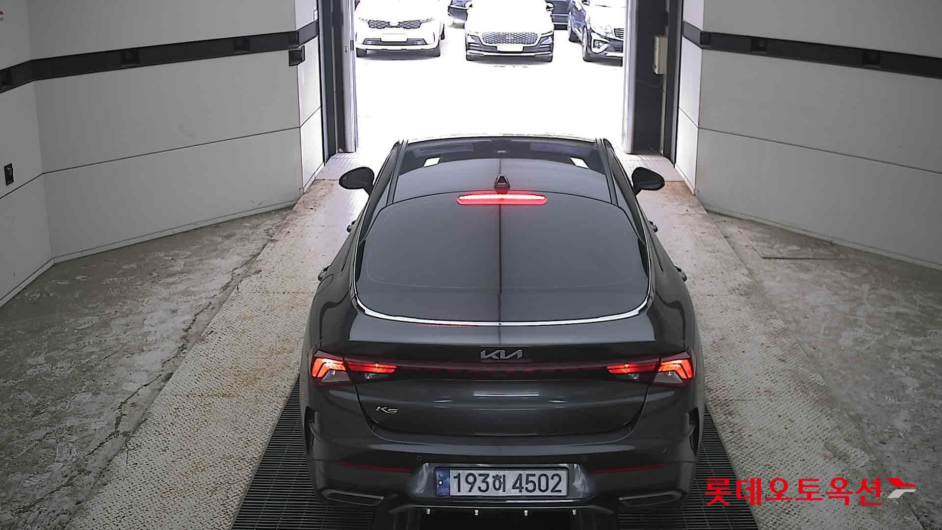Kia - K5 | INTERACTIVE (G) 2.0 Prestige 11