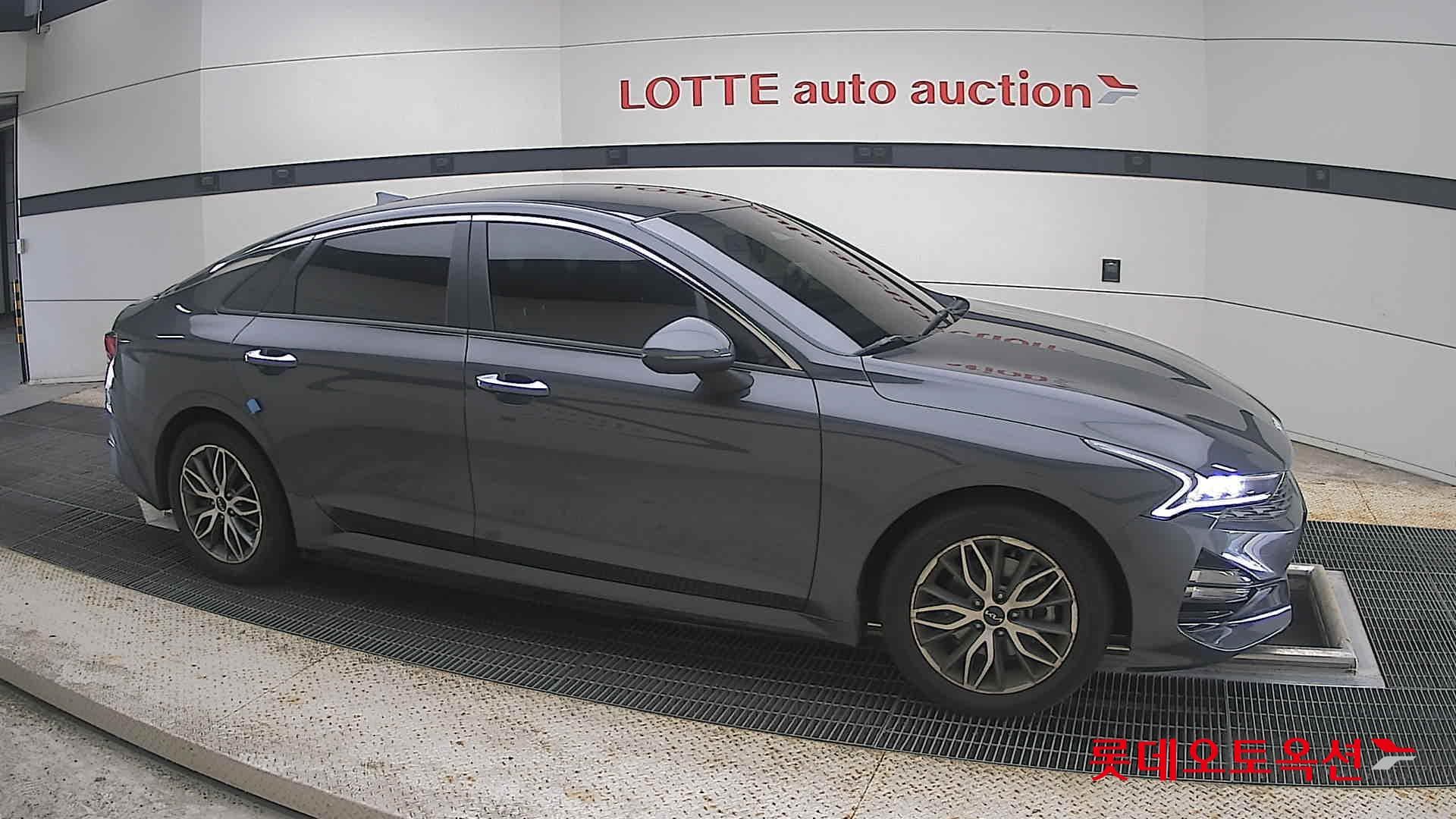 Kia - K5 | INTERACTIVE (G) 2.0 Prestige 17