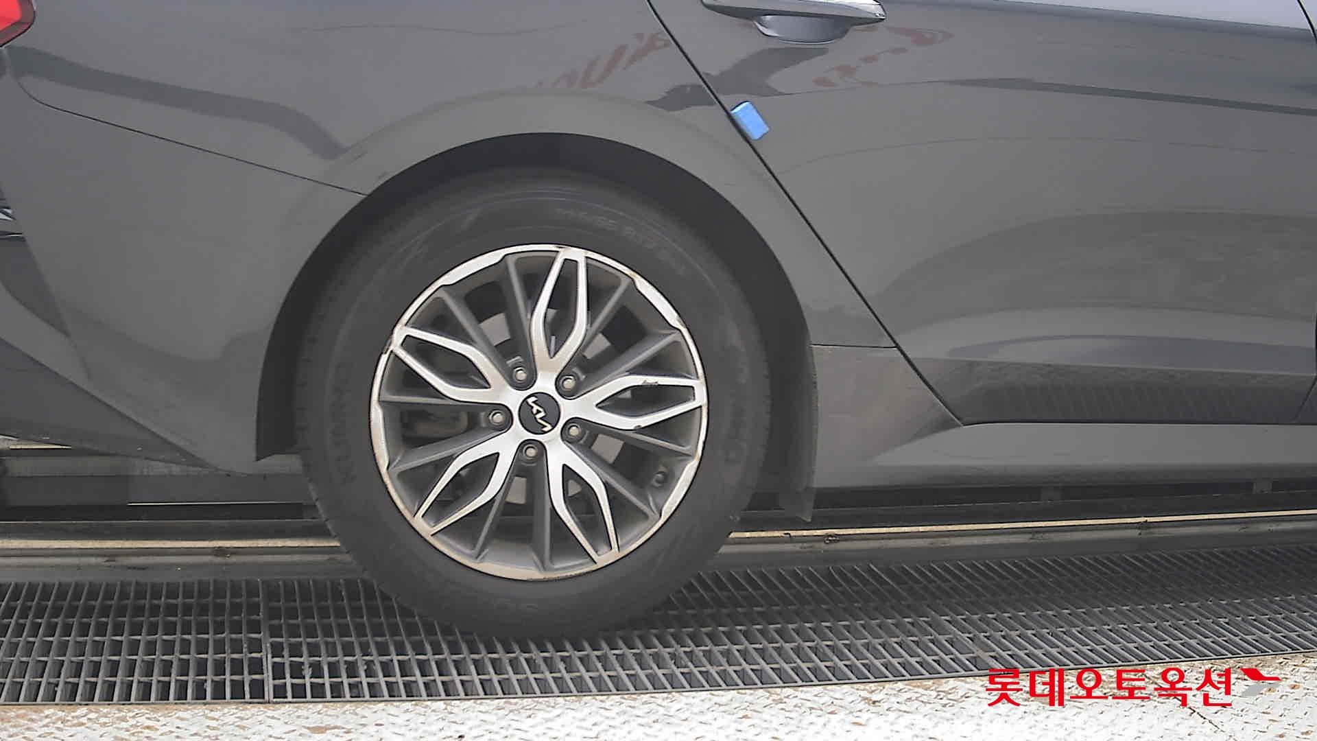 Kia - K5 | INTERACTIVE (G) 2.0 Prestige 24
