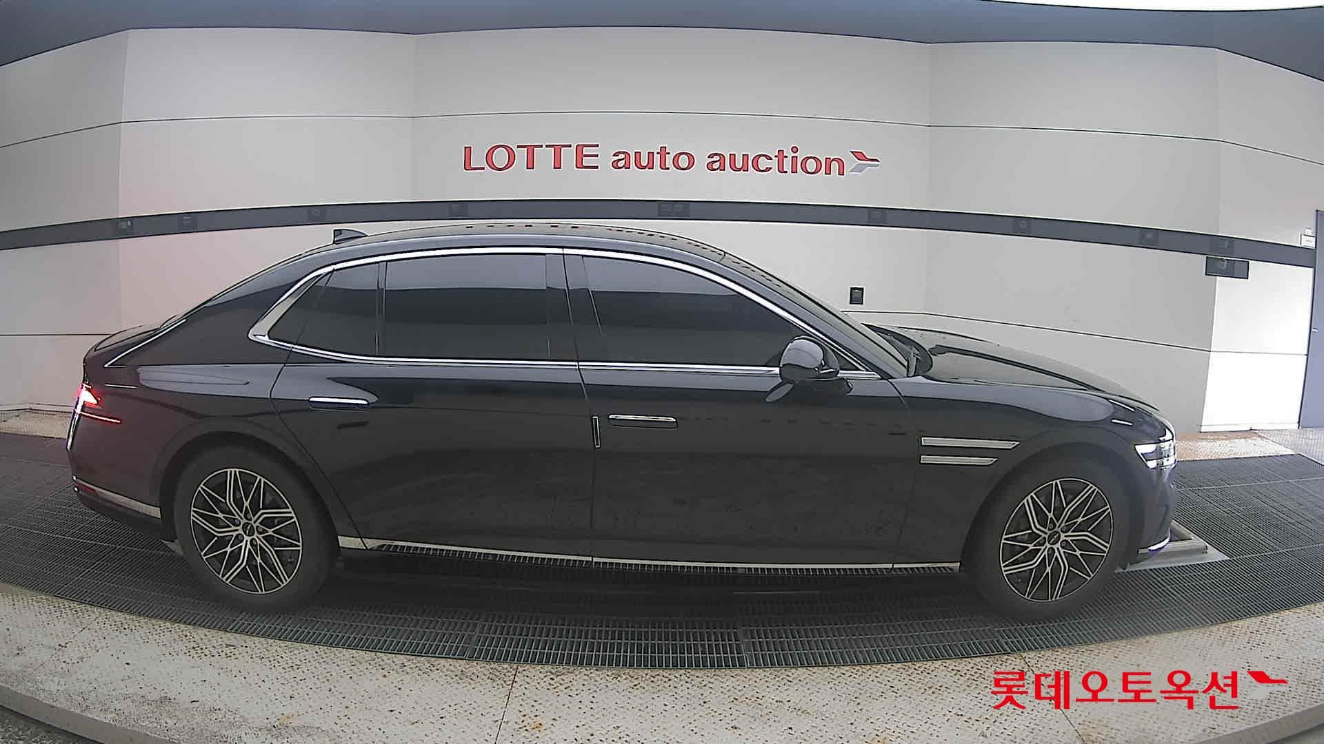 Genesis - G90 | (G) 3.5T 16