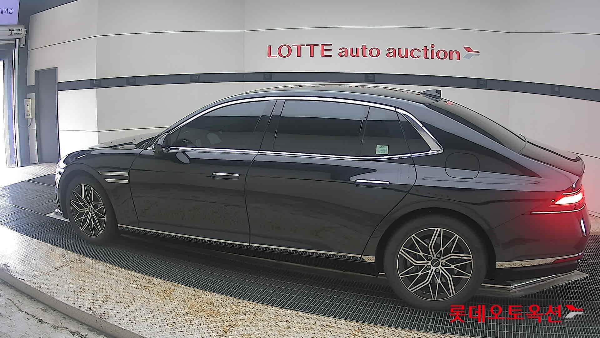 Genesis - G90 | (G) 3.5T 7