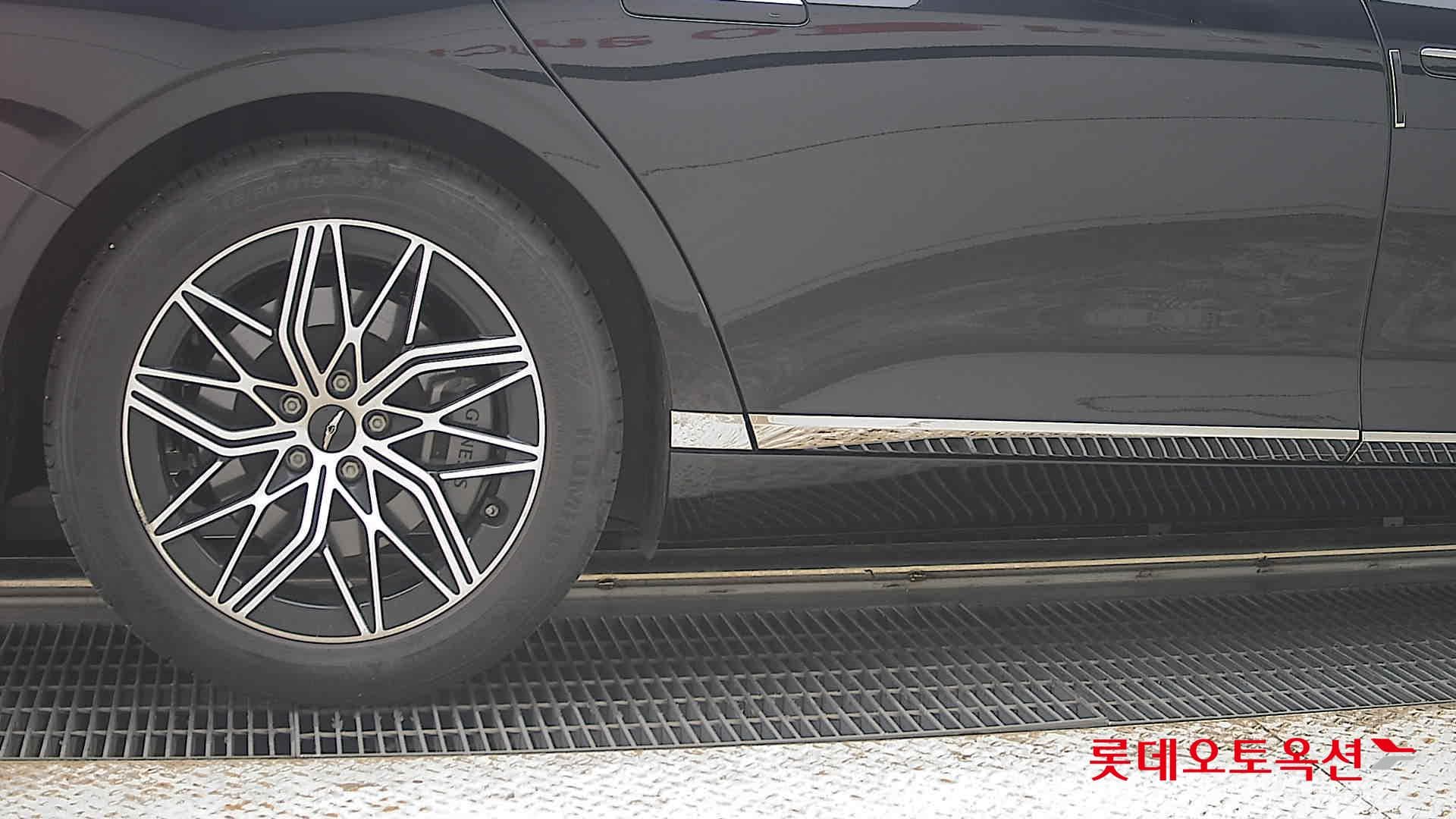Genesis - G90 | (G) 3.5T 24