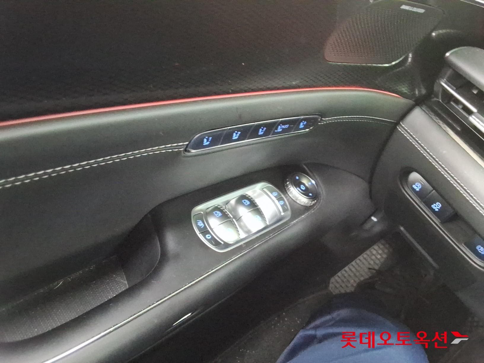Genesis - G90 | (G) 3.5T 28
