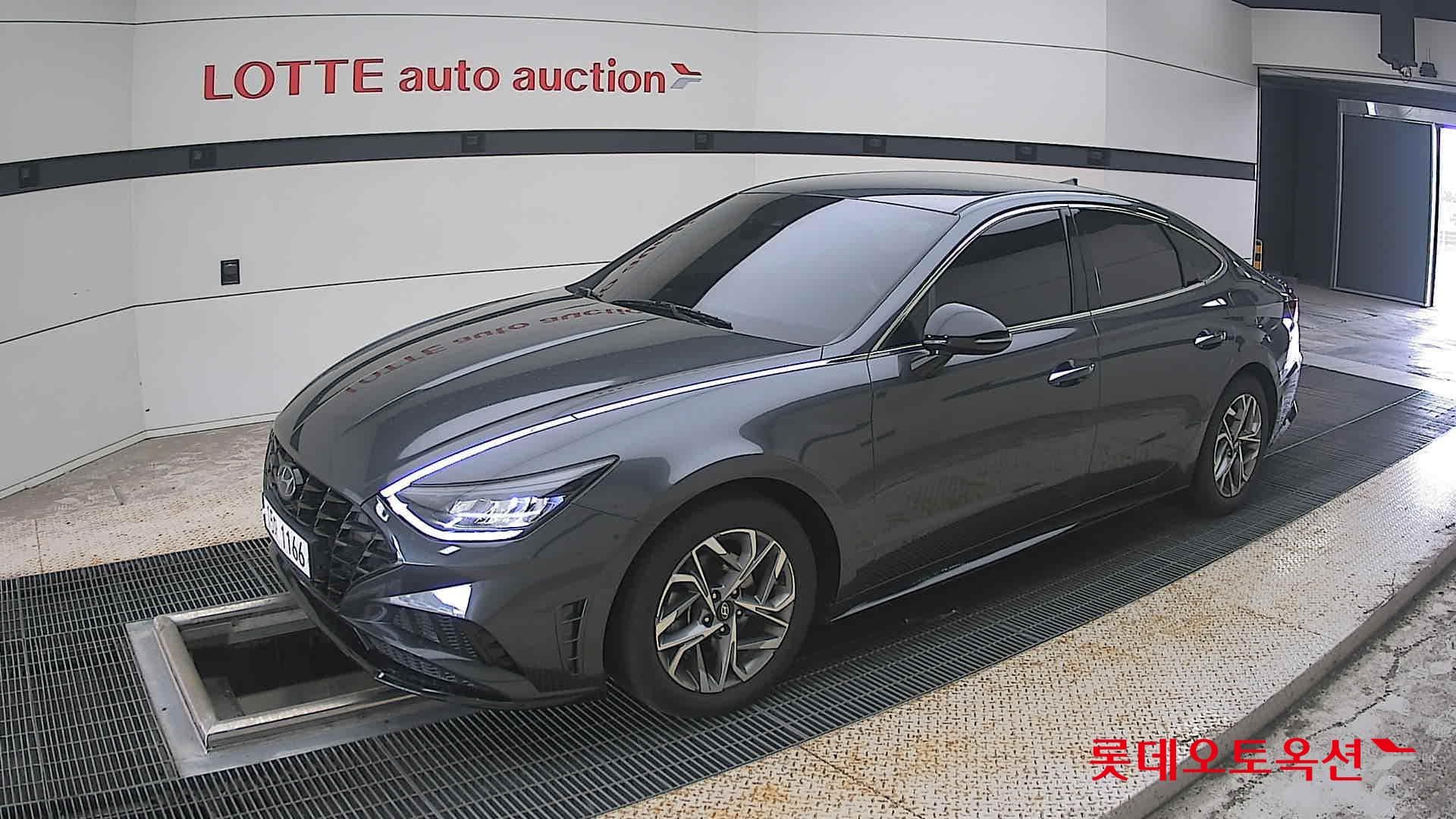 Hyundai - Sonata | DN8 (G) 2.0 Modern 4