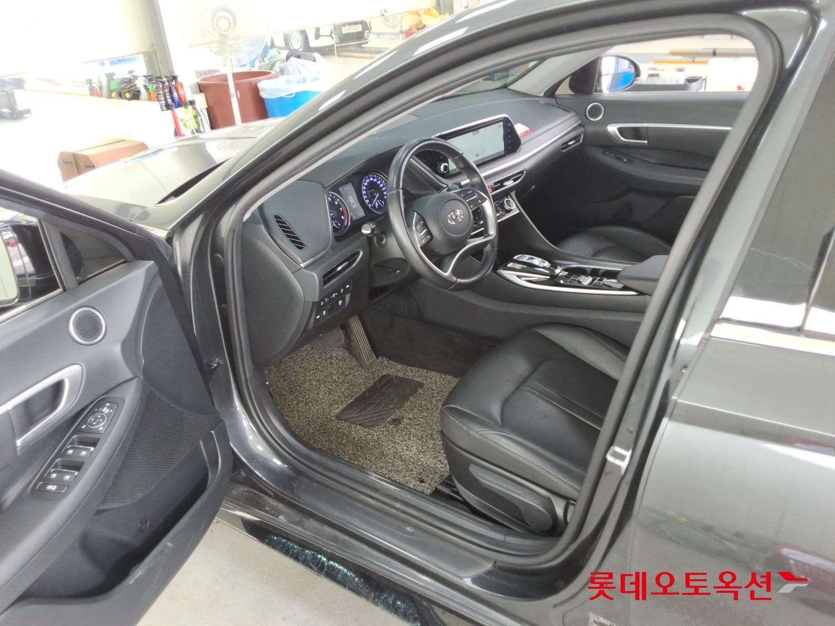 Hyundai - Sonata | DN8 (G) 2.0 Modern 34