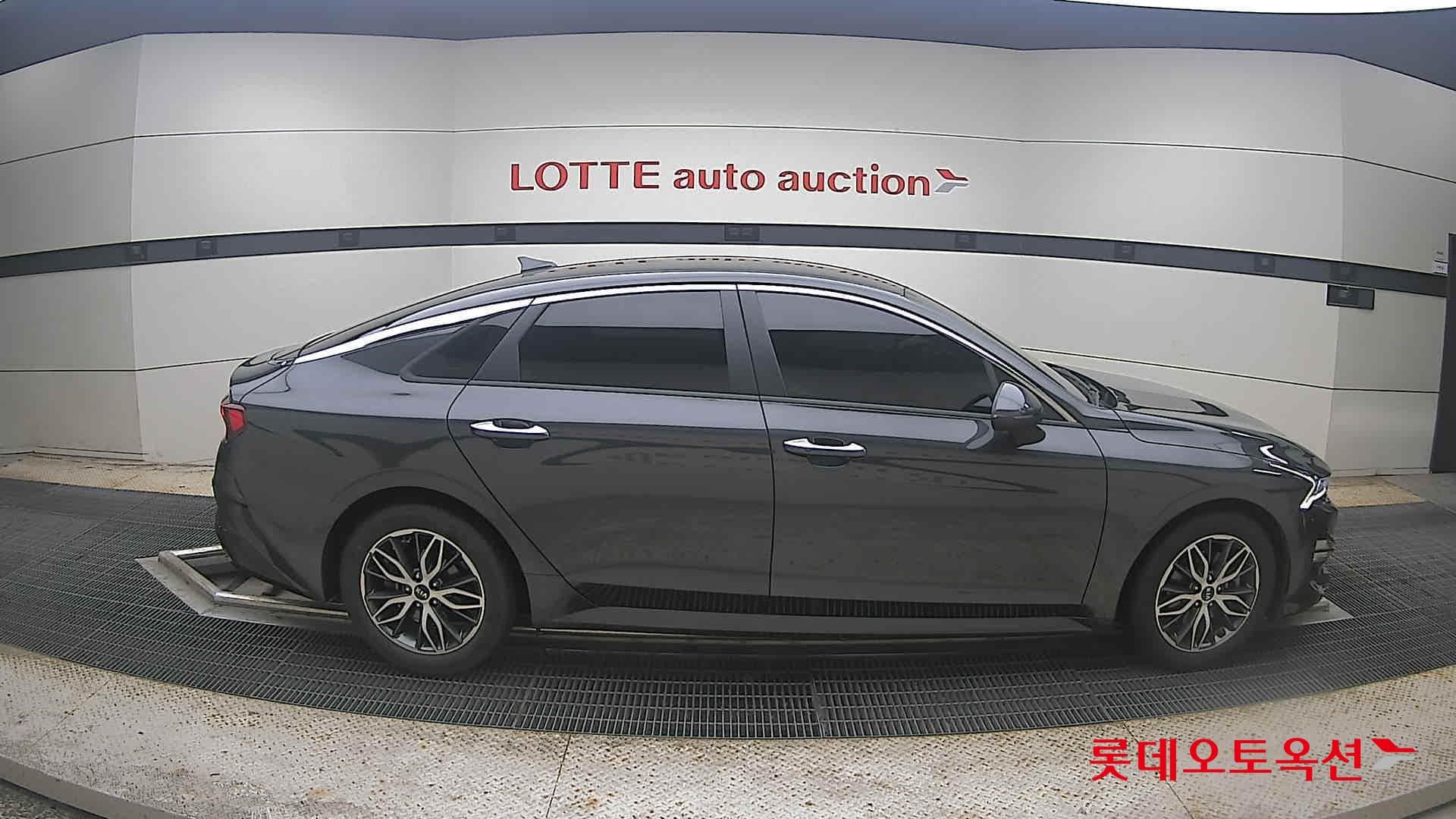 Kia - K5 | INTERACTIVE (G) 2.0 Prestige 16