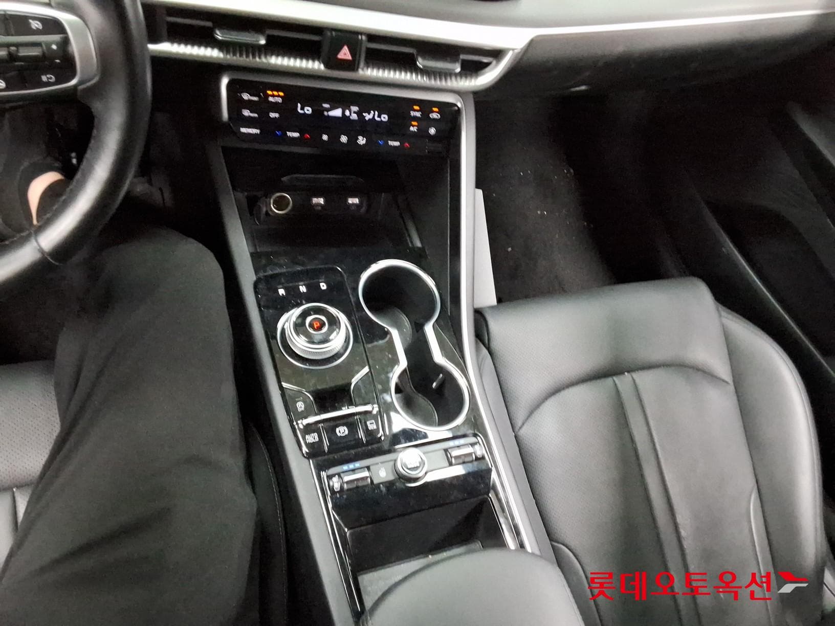 Kia - K5 | INTERACTIVE (G) 2.0 Prestige 32