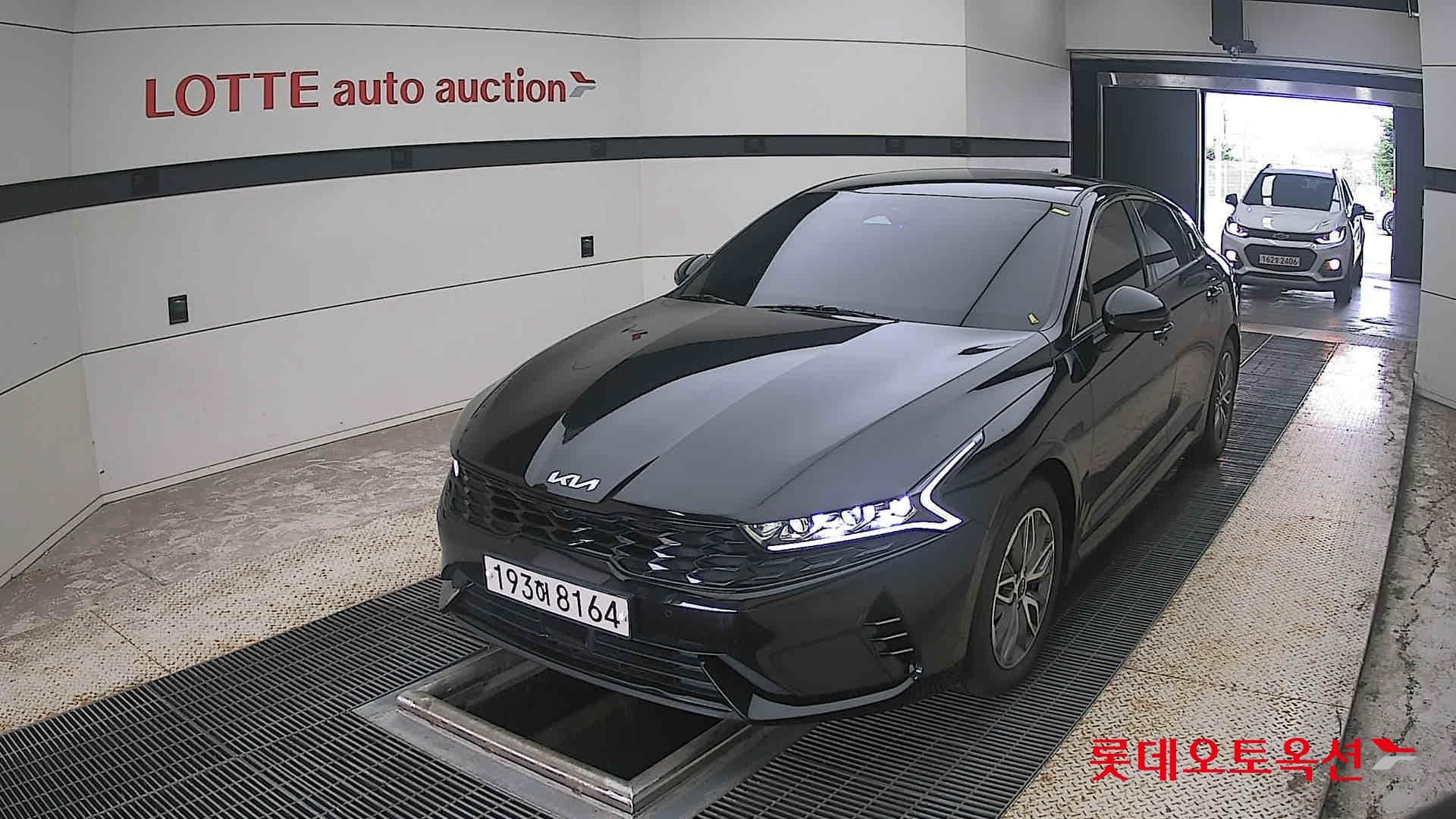 Kia - K5 | INTERACTIVE (H) 2.0 Noblesse 2