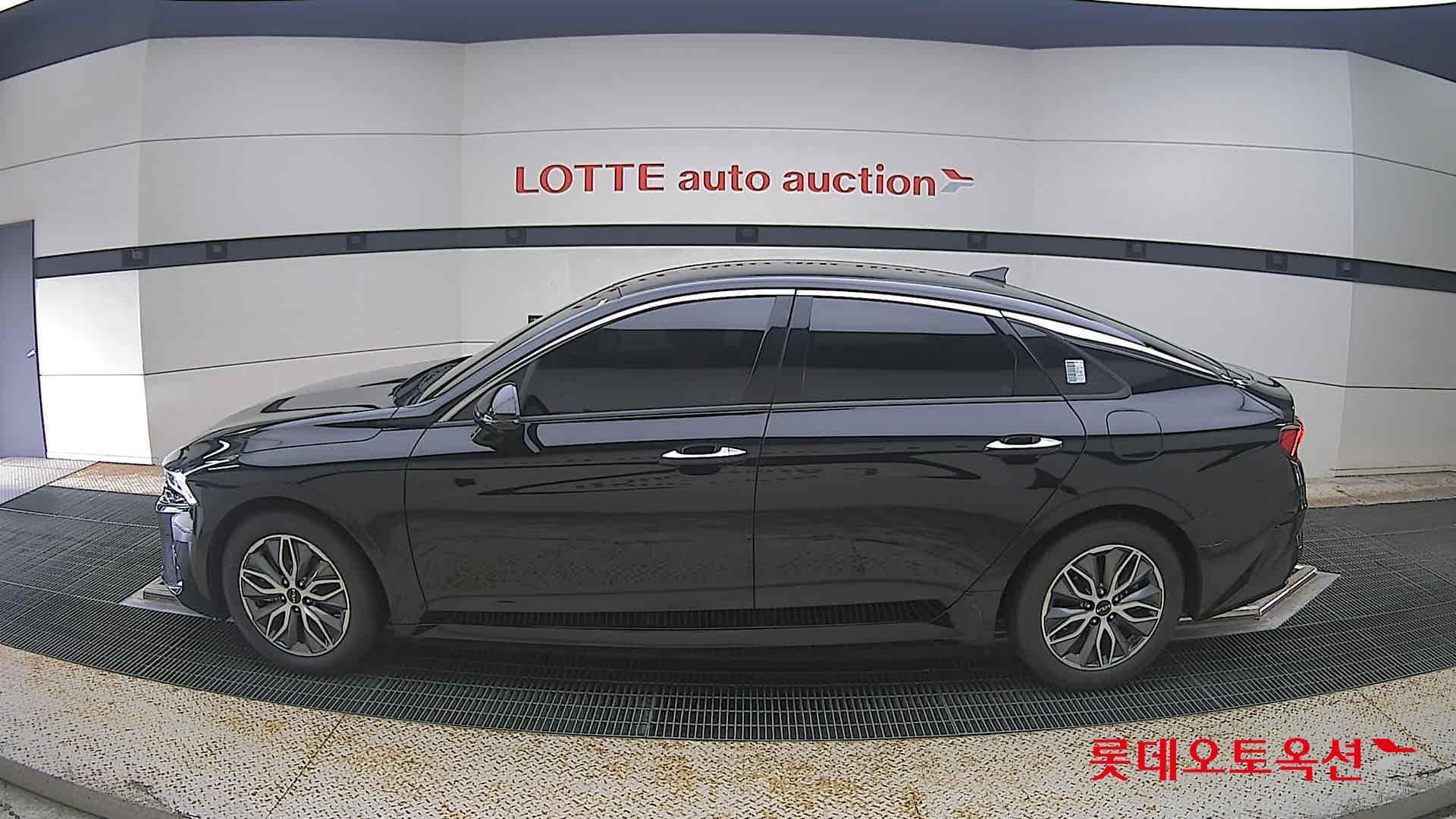 Kia - K5 | INTERACTIVE (H) 2.0 Noblesse 6