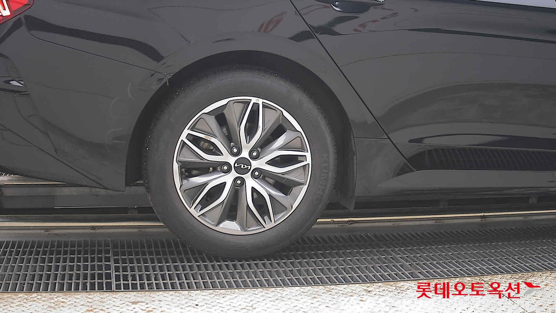 Kia - K5 | INTERACTIVE (H) 2.0 Noblesse 24