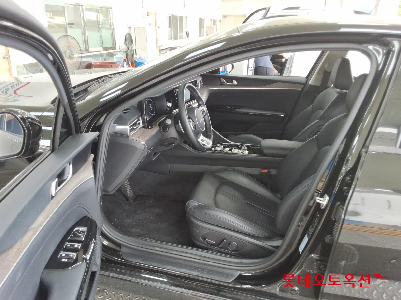 Kia - K5 | INTERACTIVE (H) 2.0 Noblesse 35