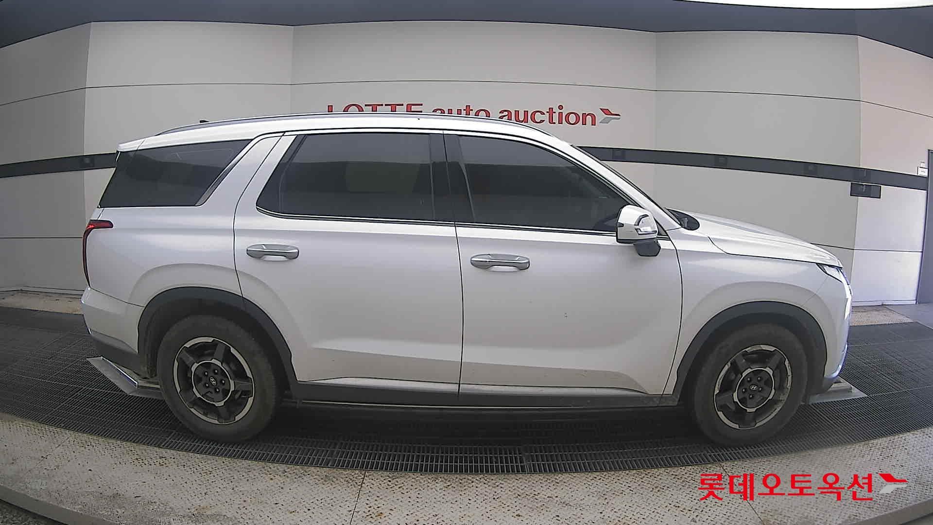 Hyundai - Palisade | (D)2.2 Exclusive 8 2WD AT 16