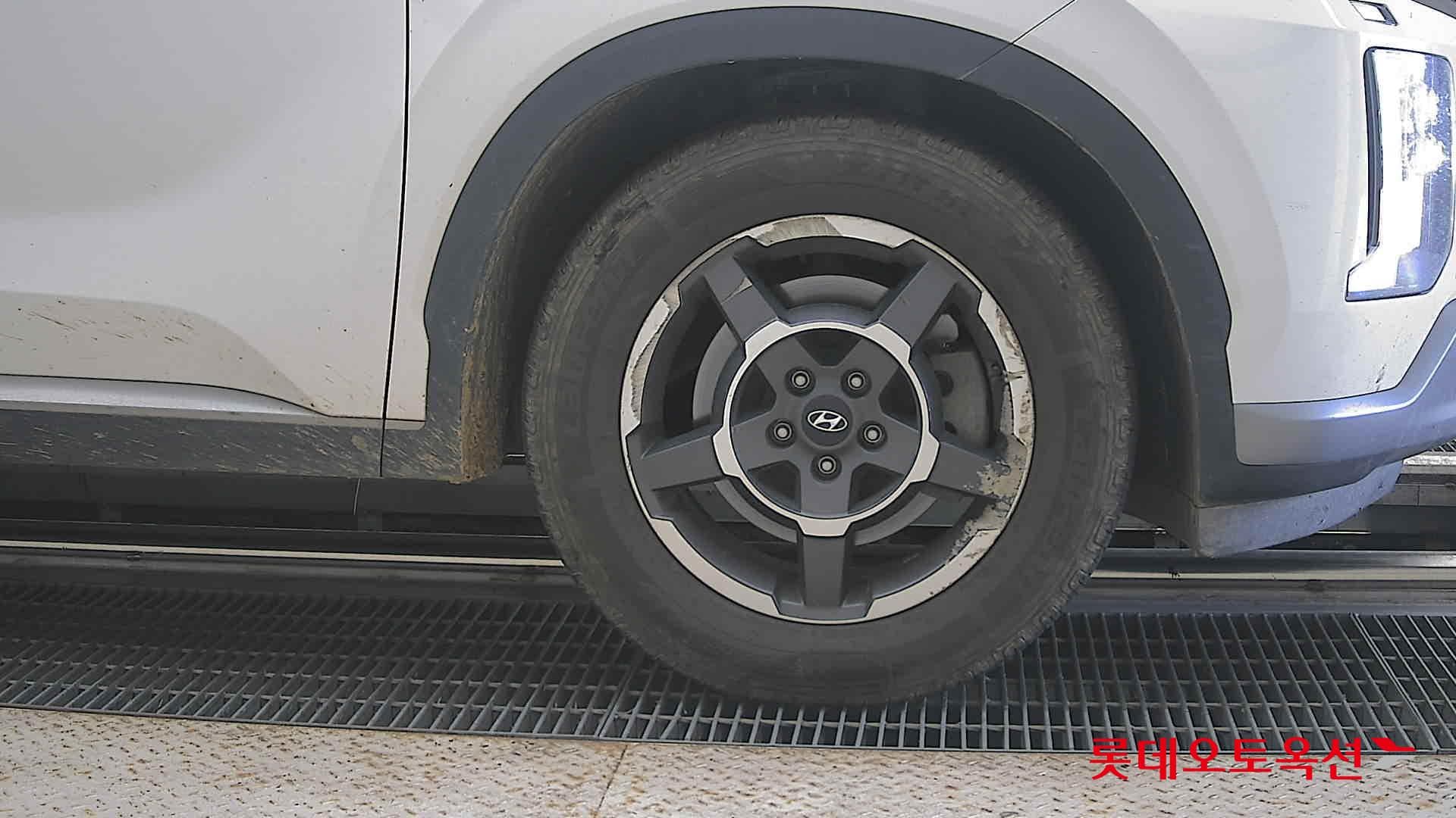 Hyundai - Palisade | (D)2.2 Exclusive 8 2WD AT 23