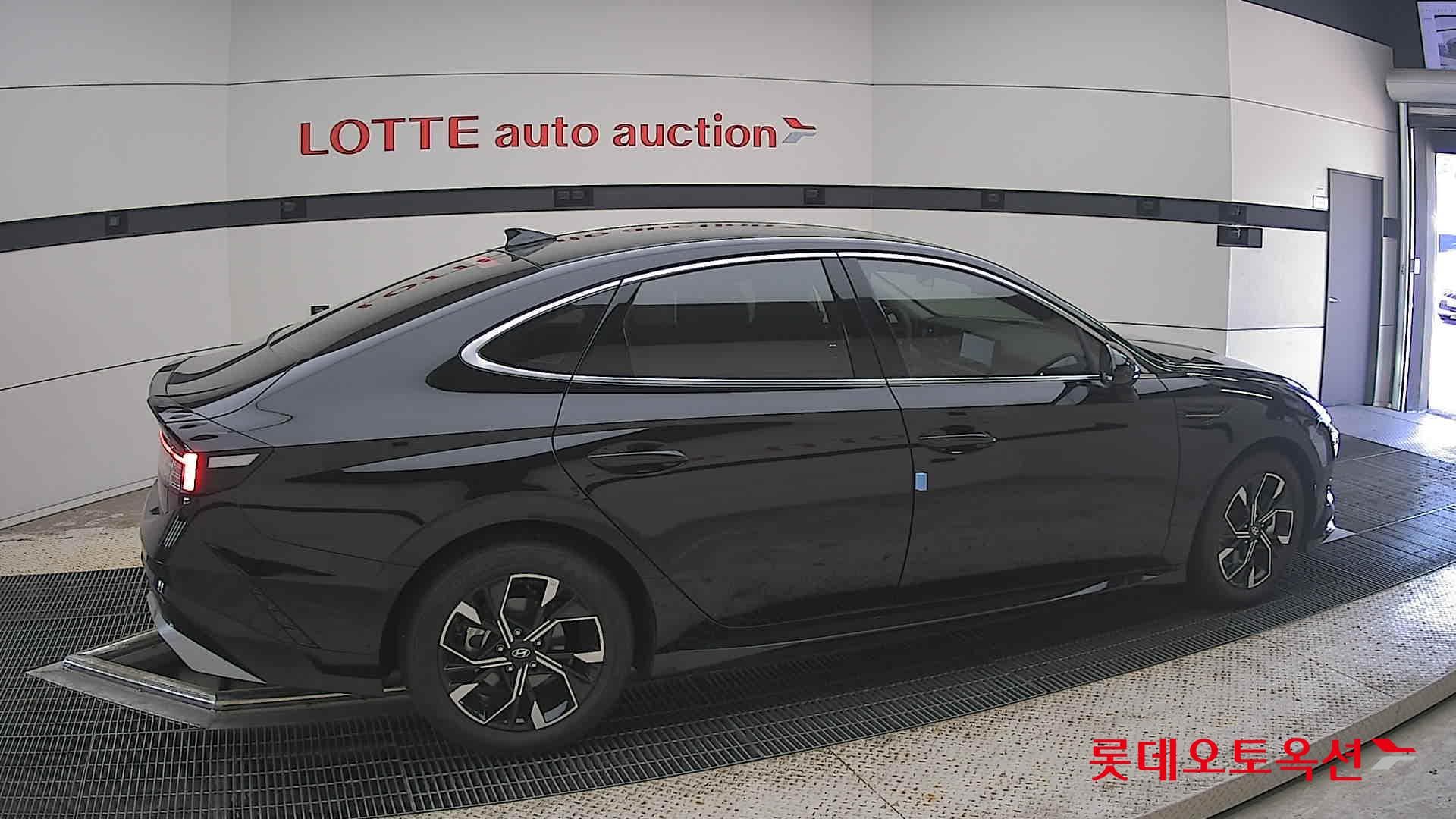 هيونداي - سوناتا | DN8 TheEdge (G)2.0 Premium 2WD AT 15