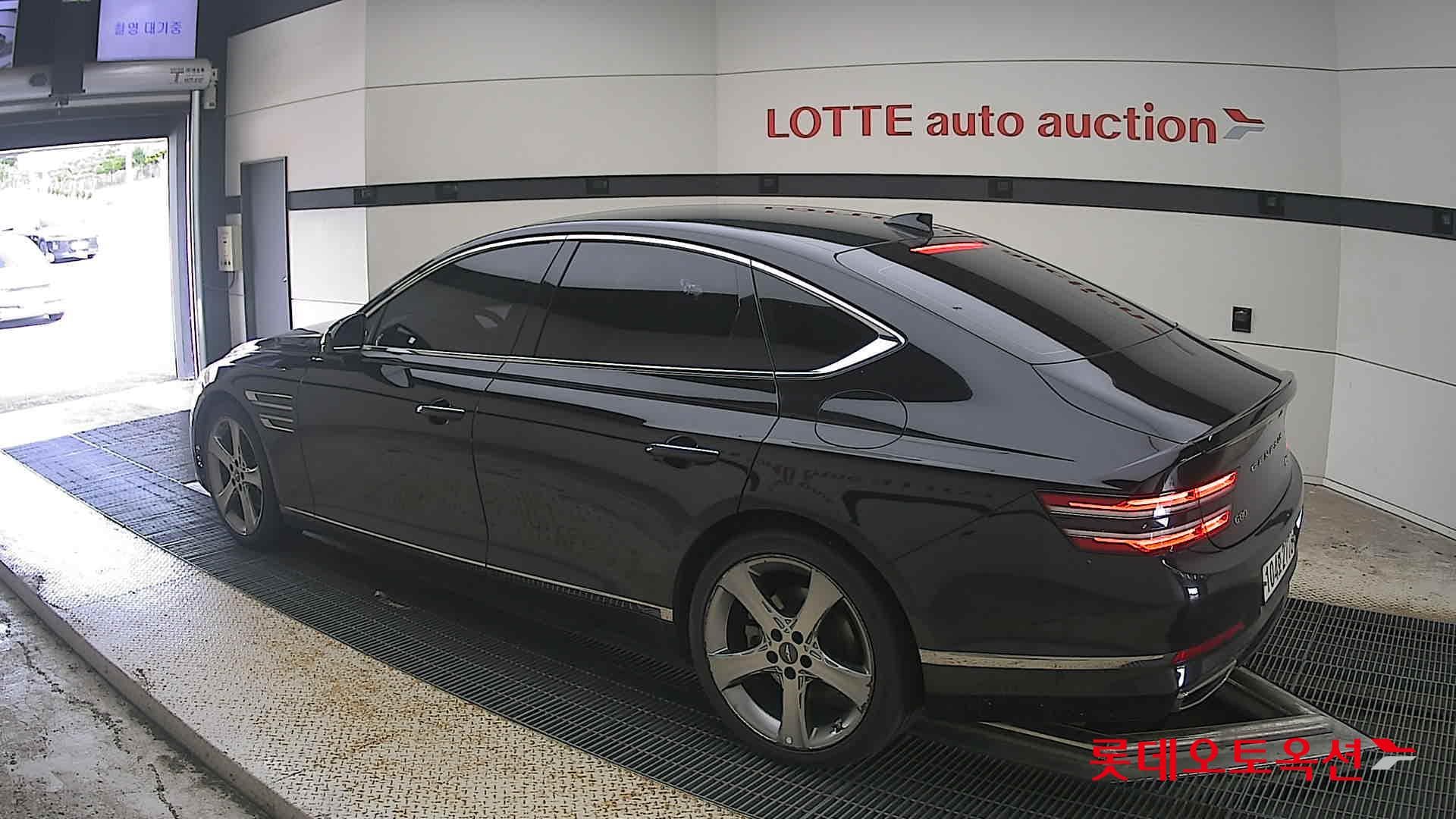 Genesis - G80 | THE ALL NEW GENESIS (G) 2.5T 8