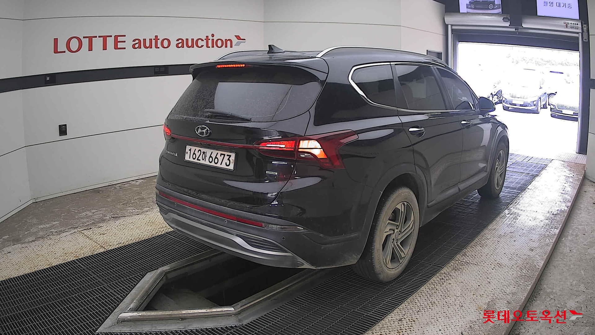 Hyundai - Санта Фе | THE NEW SANTAFE (D) 2.2 Prestige 5Seater 4WD 12