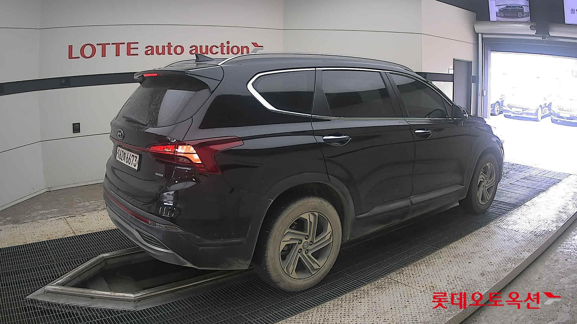 Hyundai - Санта Фе | THE NEW SANTAFE (D) 2.2 Prestige 5Seater 4WD 14