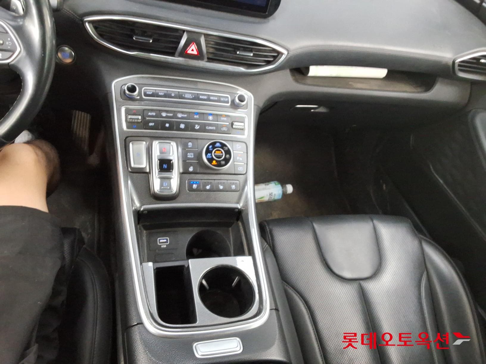 Hyundai - Санта Фе | THE NEW SANTAFE (D) 2.2 Prestige 5Seater 4WD 34