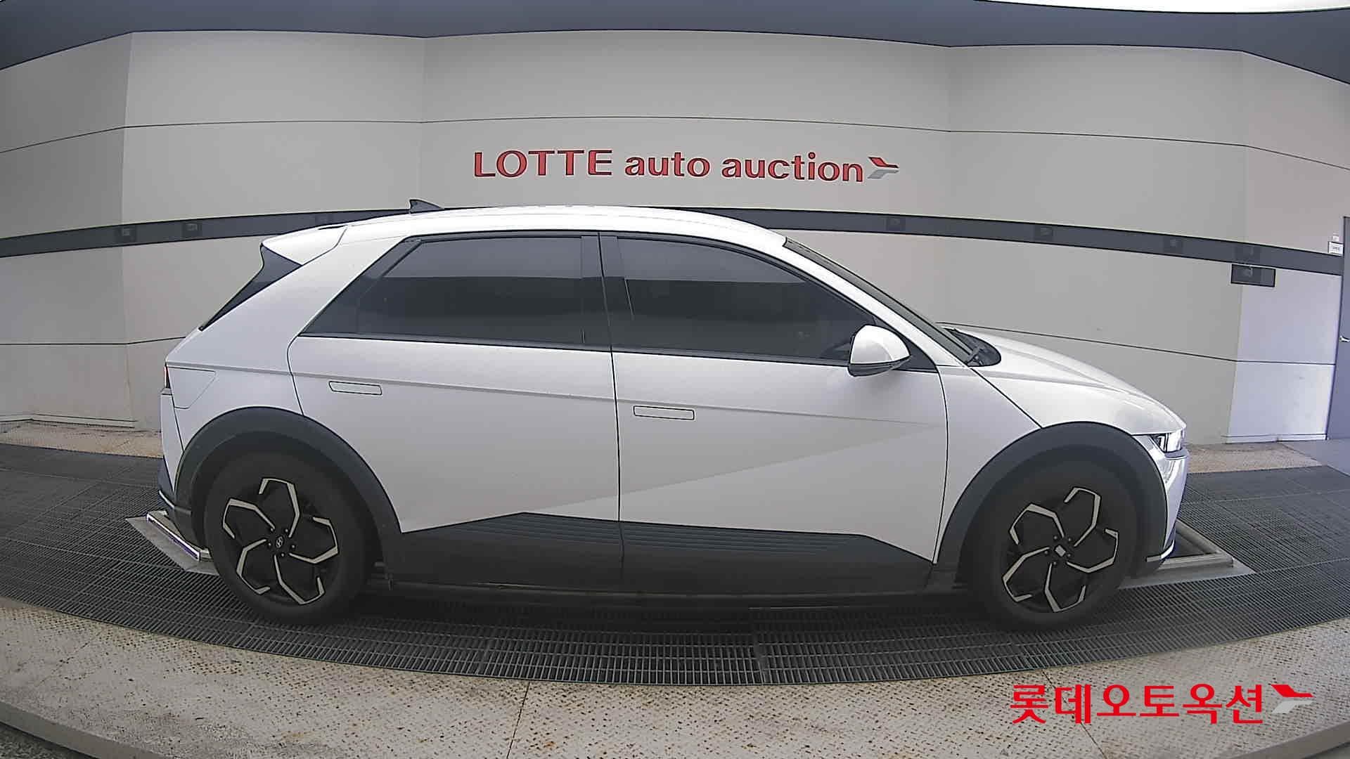 هيونداي - أيونيك | 5 (E) Long Range Exclusive 4WD 16