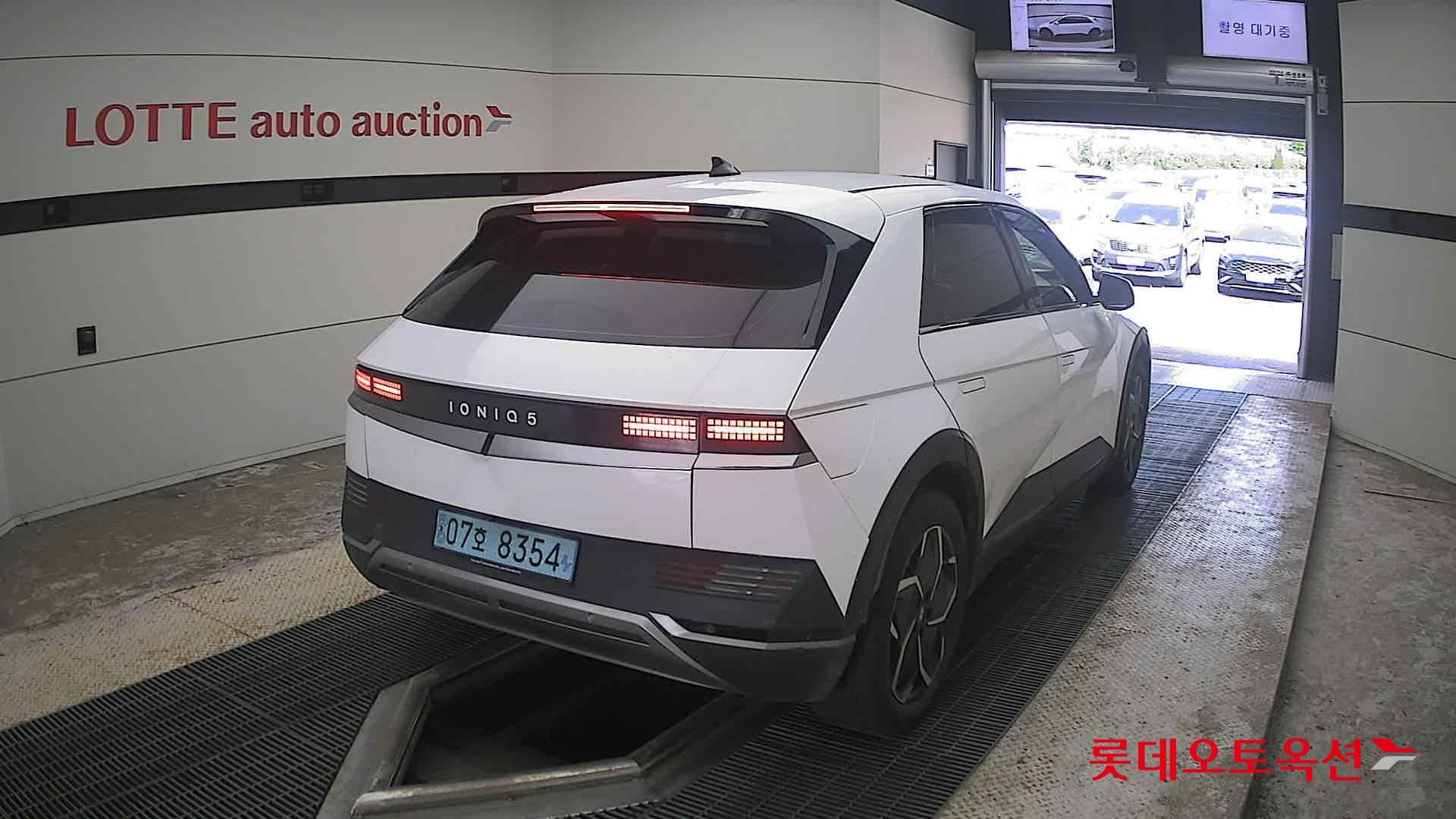 هيونداي - أيونيك | 5 (E) Long Range Exclusive 4WD 13