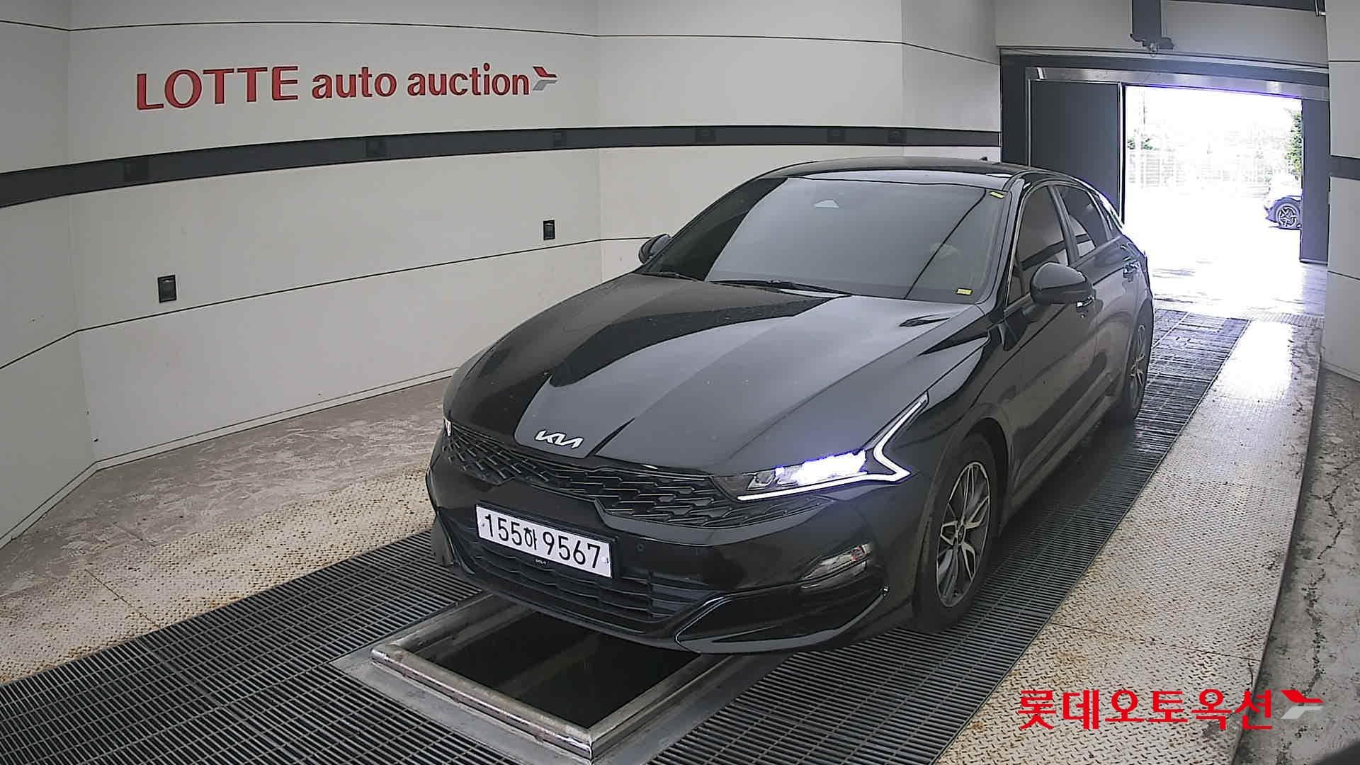 Kia - K5 | INTERACTIVE (G) 2.0 Prestige 2