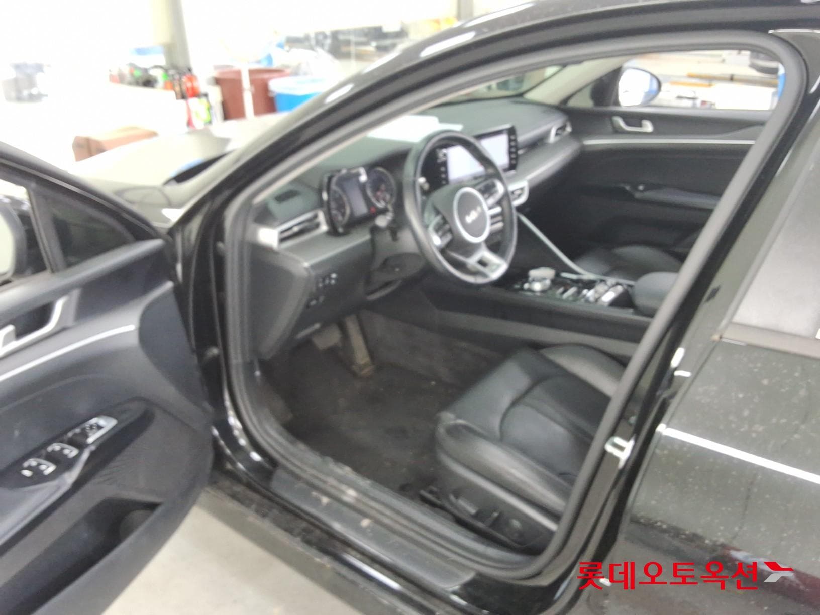 Kia - K5 | INTERACTIVE (G) 2.0 Prestige 34