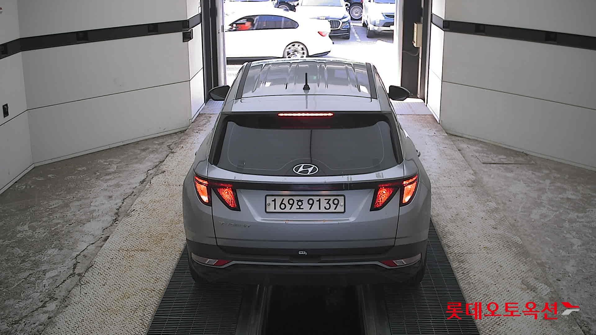 Hyundai - Tucson | THE ALL NEW (D) 2.0 Modern 2WD 11
