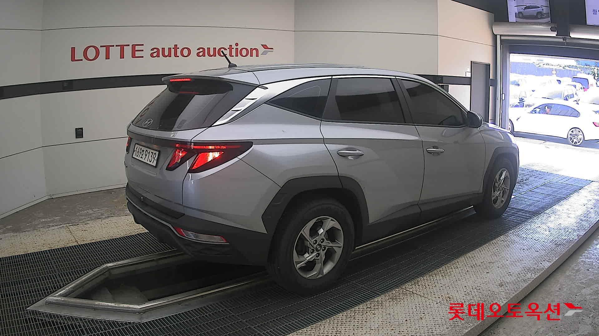 Hyundai - Tucson | THE ALL NEW (D) 2.0 Modern 2WD 14