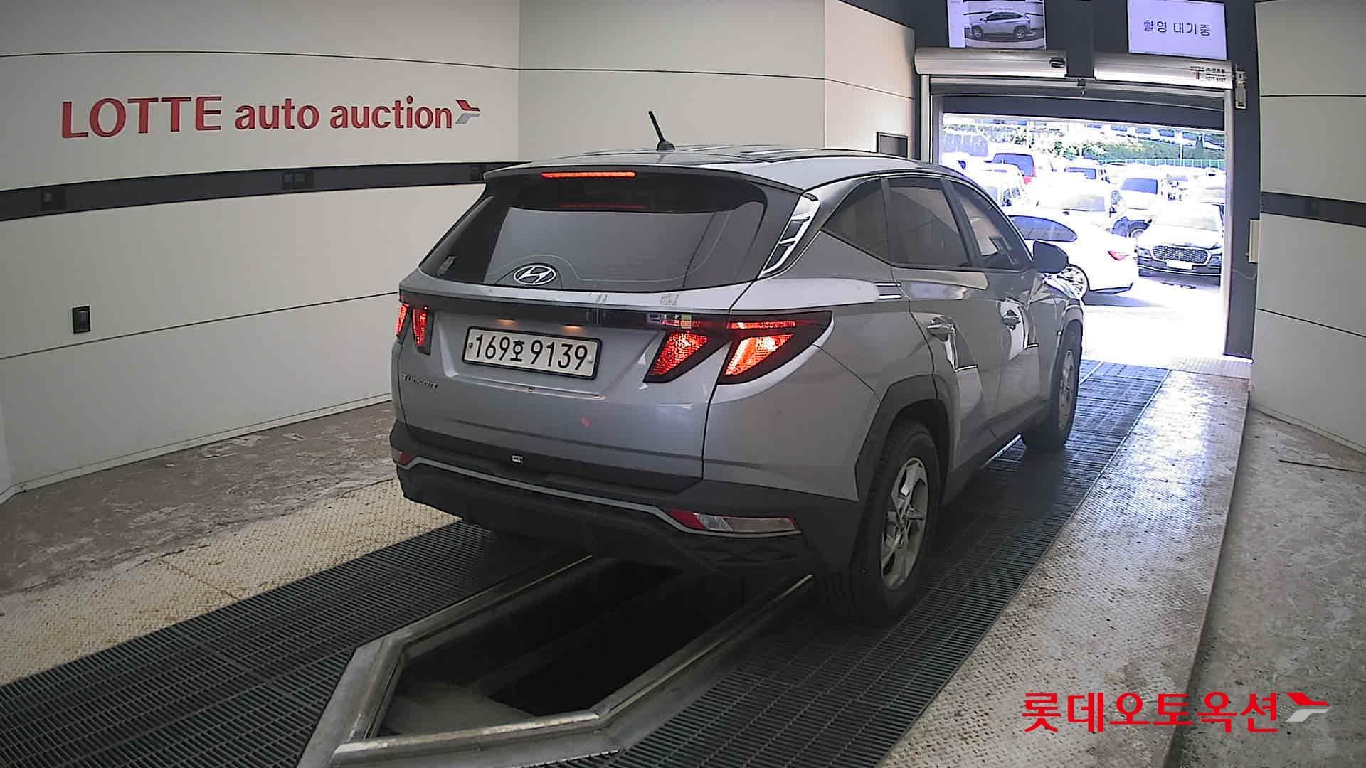Hyundai - Tucson | THE ALL NEW (D) 2.0 Modern 2WD 13