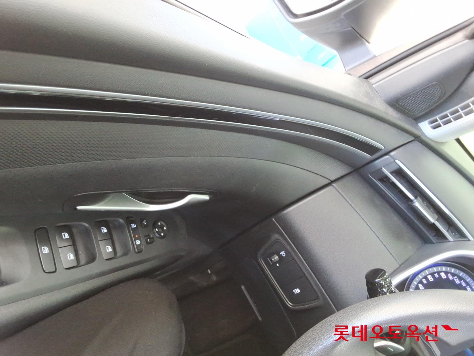 Hyundai - Tucson | THE ALL NEW (D) 2.0 Modern 2WD 28