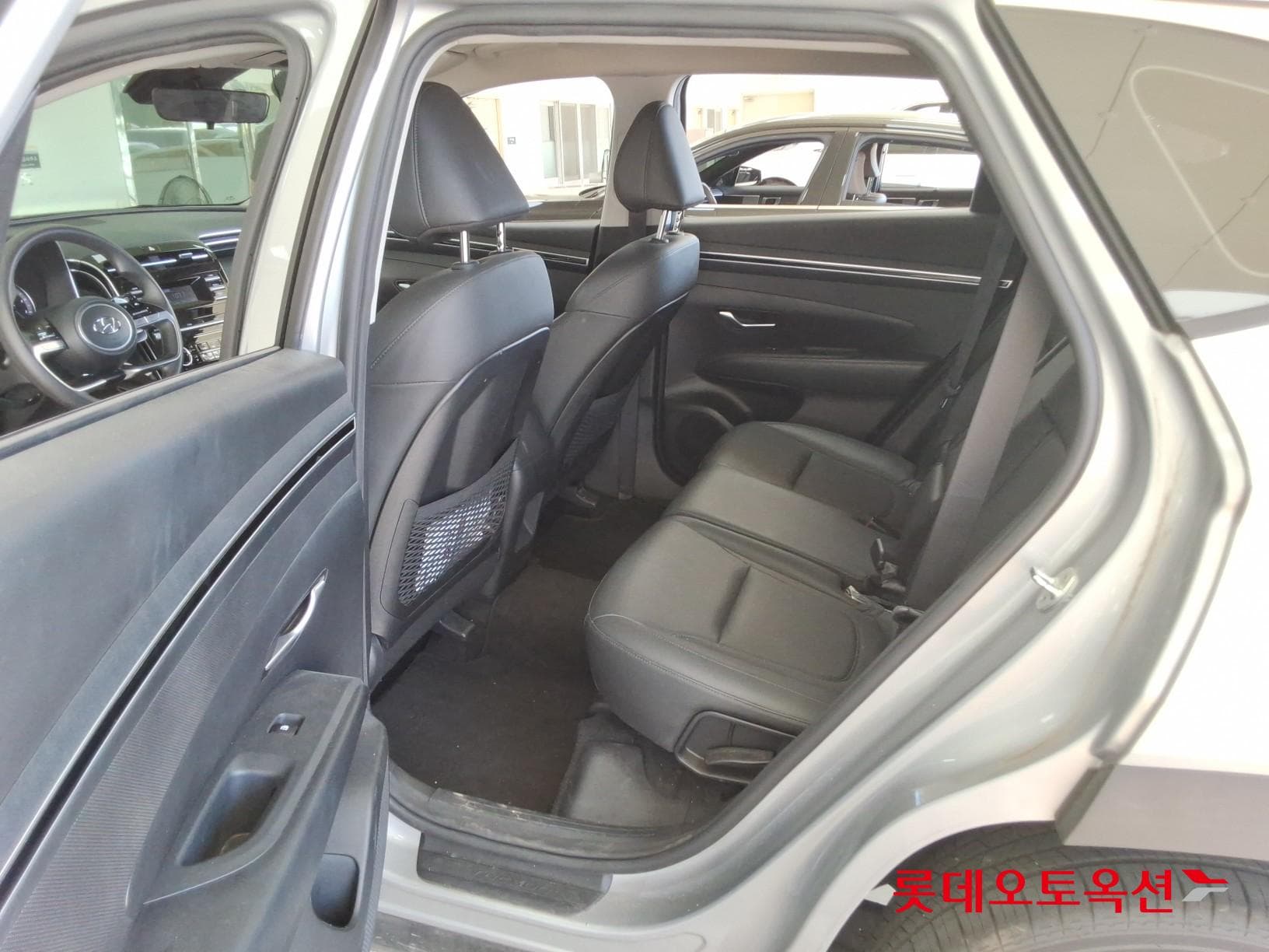 Hyundai - Tucson | THE ALL NEW (D) 2.0 Modern 2WD 36