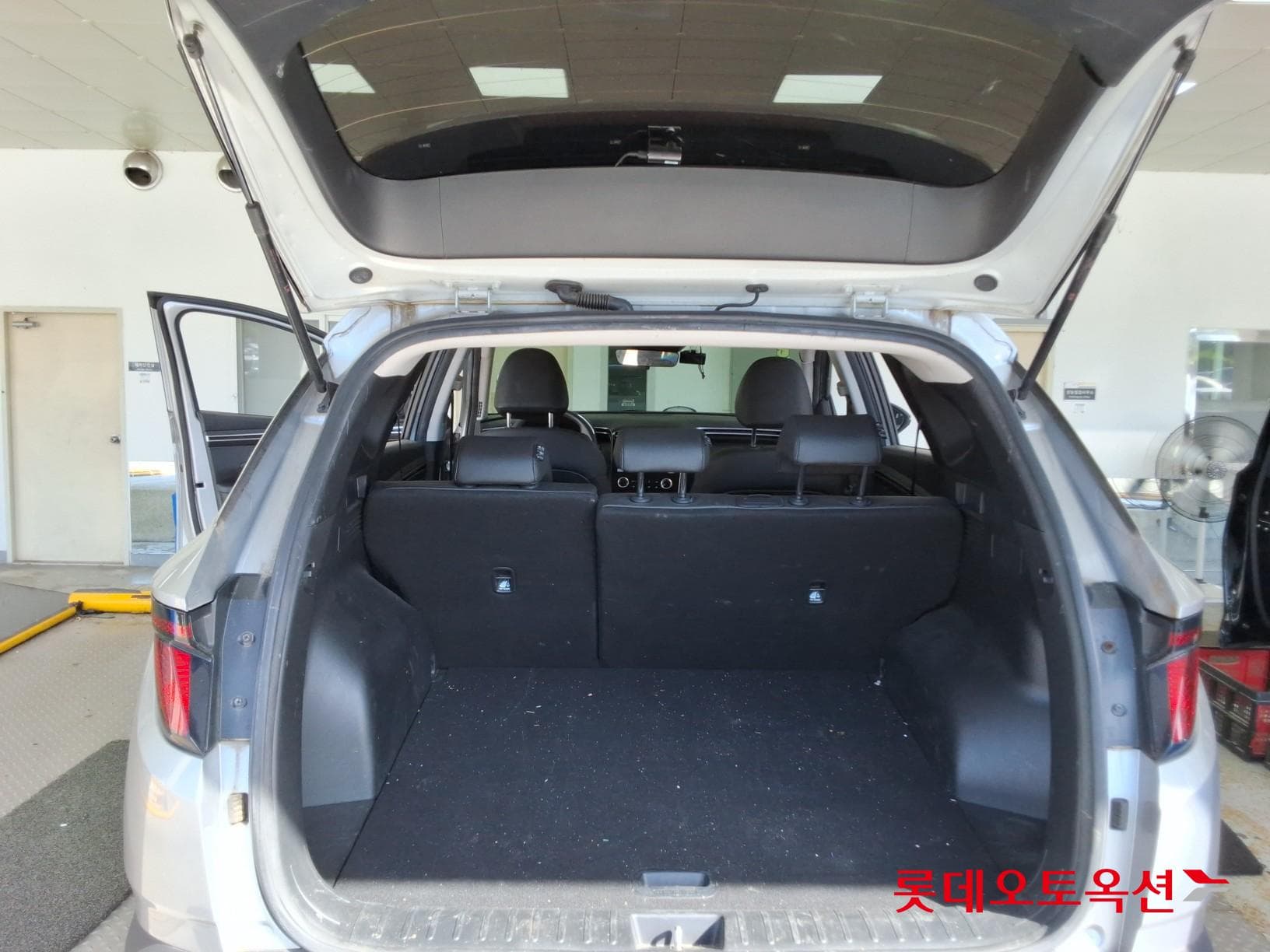 Hyundai - Tucson | THE ALL NEW (D) 2.0 Modern 2WD 37