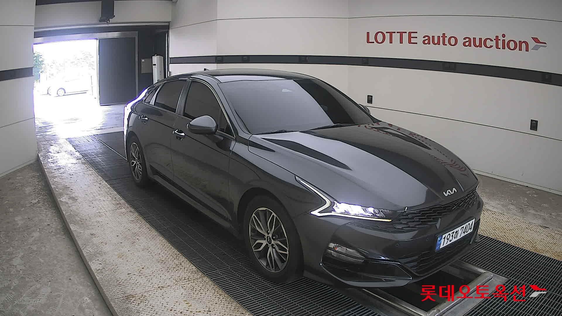 Kia - K5 | INTERACTIVE (G) 2.0 Prestige 19
