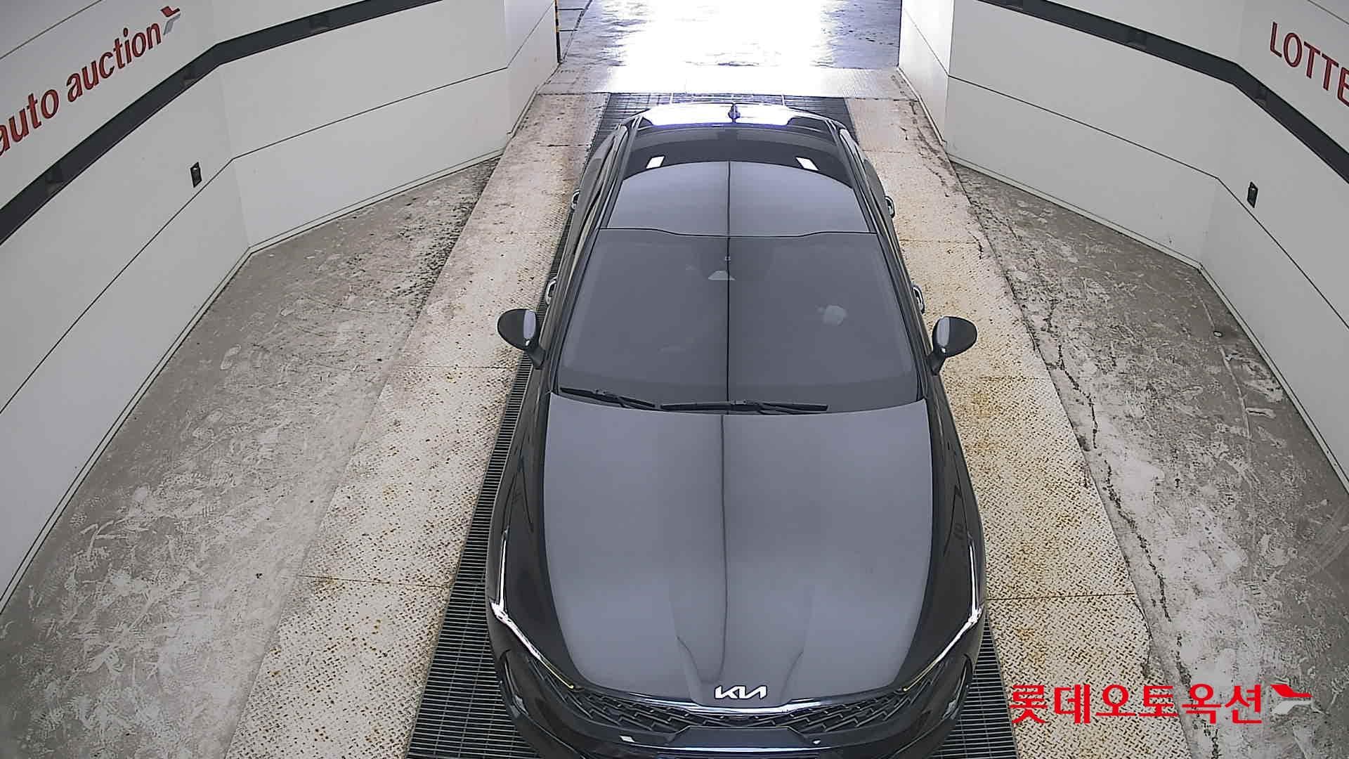 Kia - K5 | INTERACTIVE (G) 2.0 Prestige 25