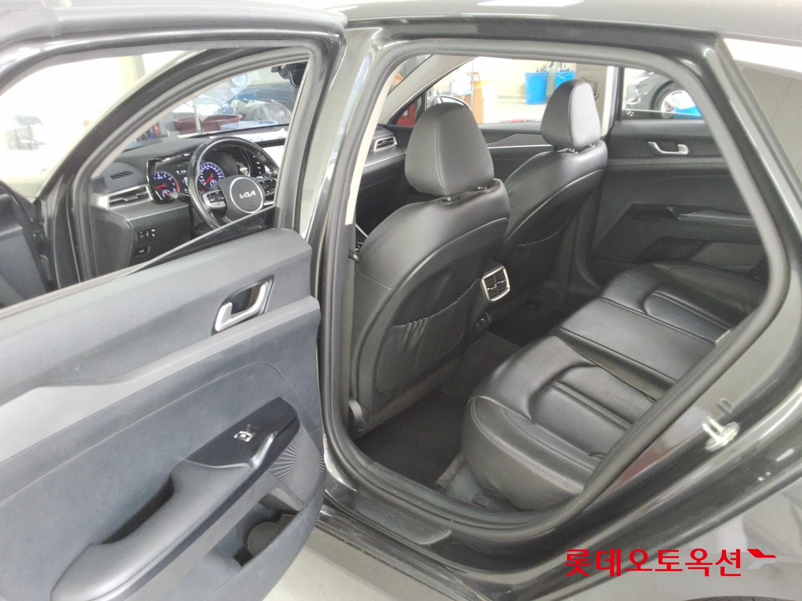 Kia - K5 | INTERACTIVE (G) 2.0 Prestige 35
