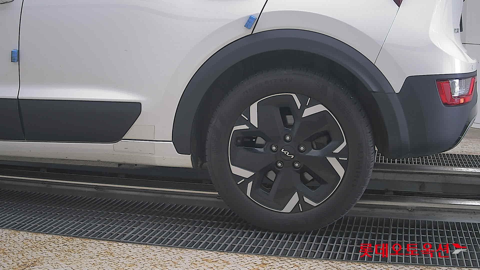 Kia - Niro | EV (E) 22