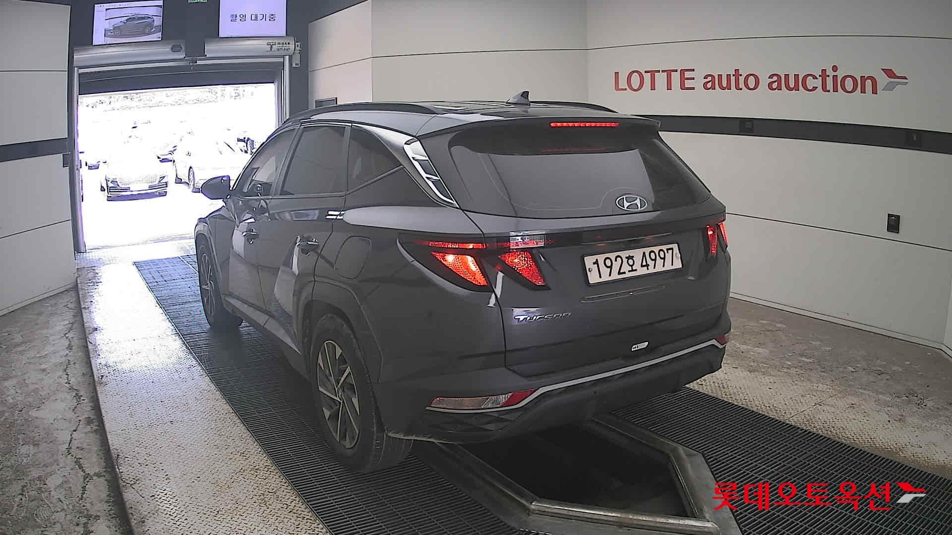 Hyundai - Туссан | THE ALL NEW (G) 1.6 T Premium 2WD 9