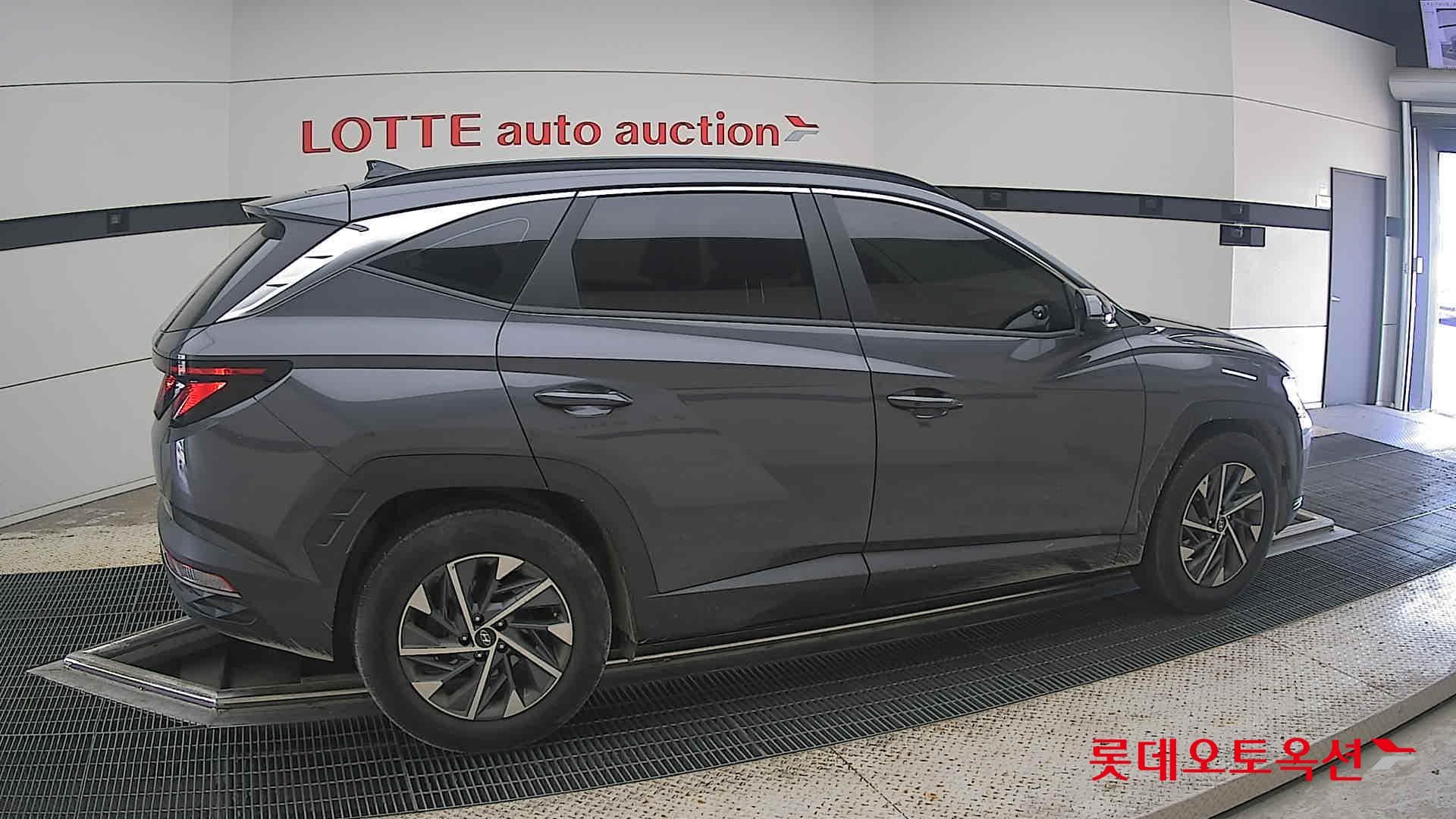 Hyundai - Туссан | THE ALL NEW (G) 1.6 T Premium 2WD 15