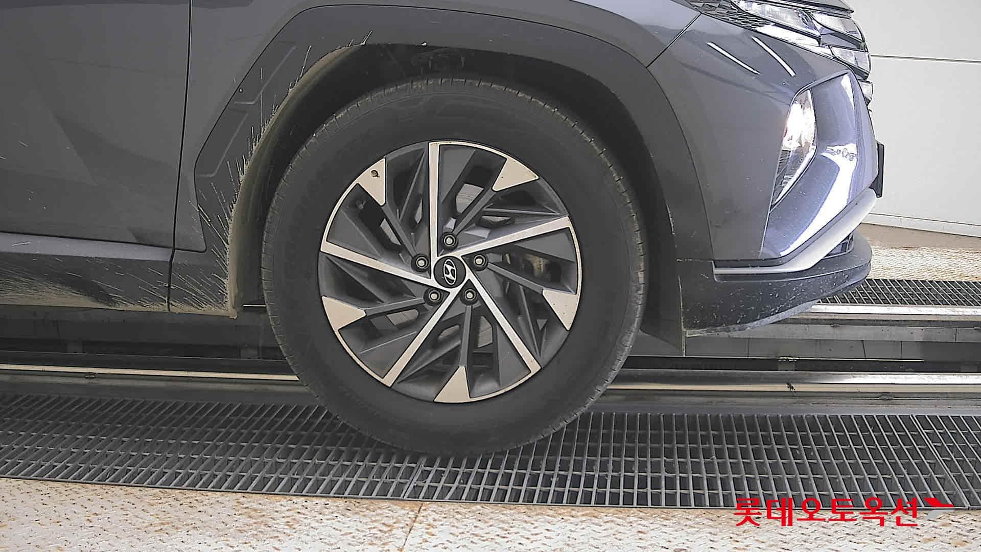 Hyundai - Туссан | THE ALL NEW (G) 1.6 T Premium 2WD 23