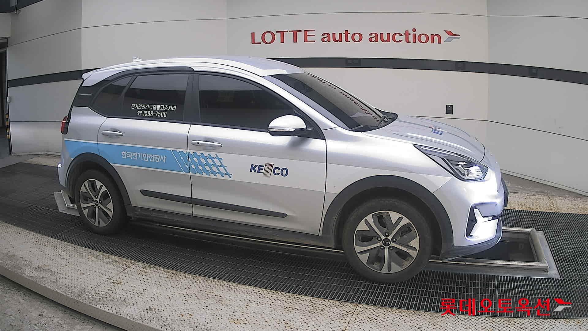 Kia - Ниро | PLUS (E) 17