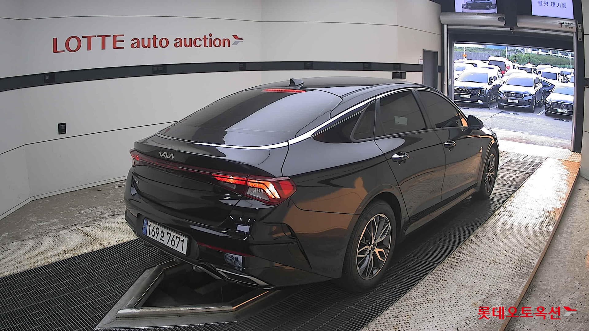 Kia - K5 | INTERACTIVE (G) 2.0 Prestige 12