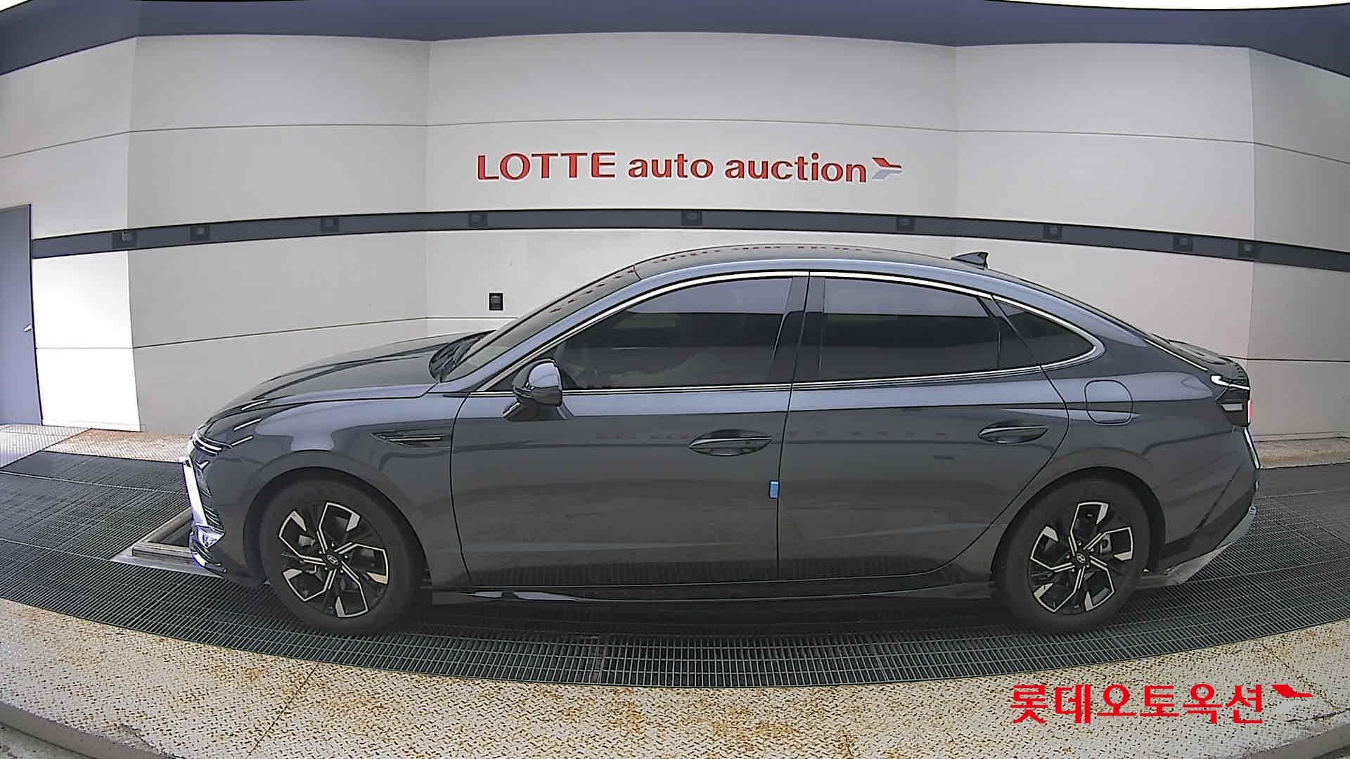 Hyundai - Sonata | DN8 TheEdge (G)2.0 Premium 2WD AT 6
