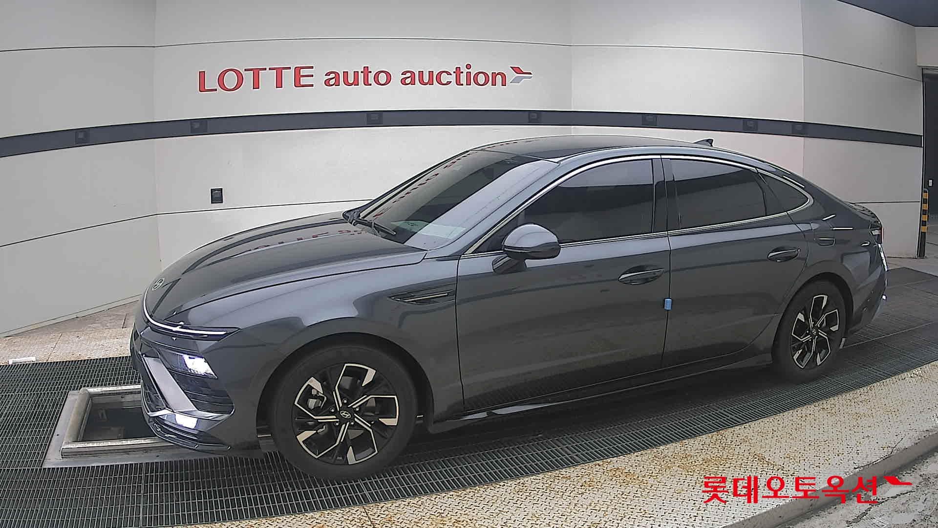 Hyundai - Sonata | DN8 TheEdge (G)2.0 Premium 2WD AT 5