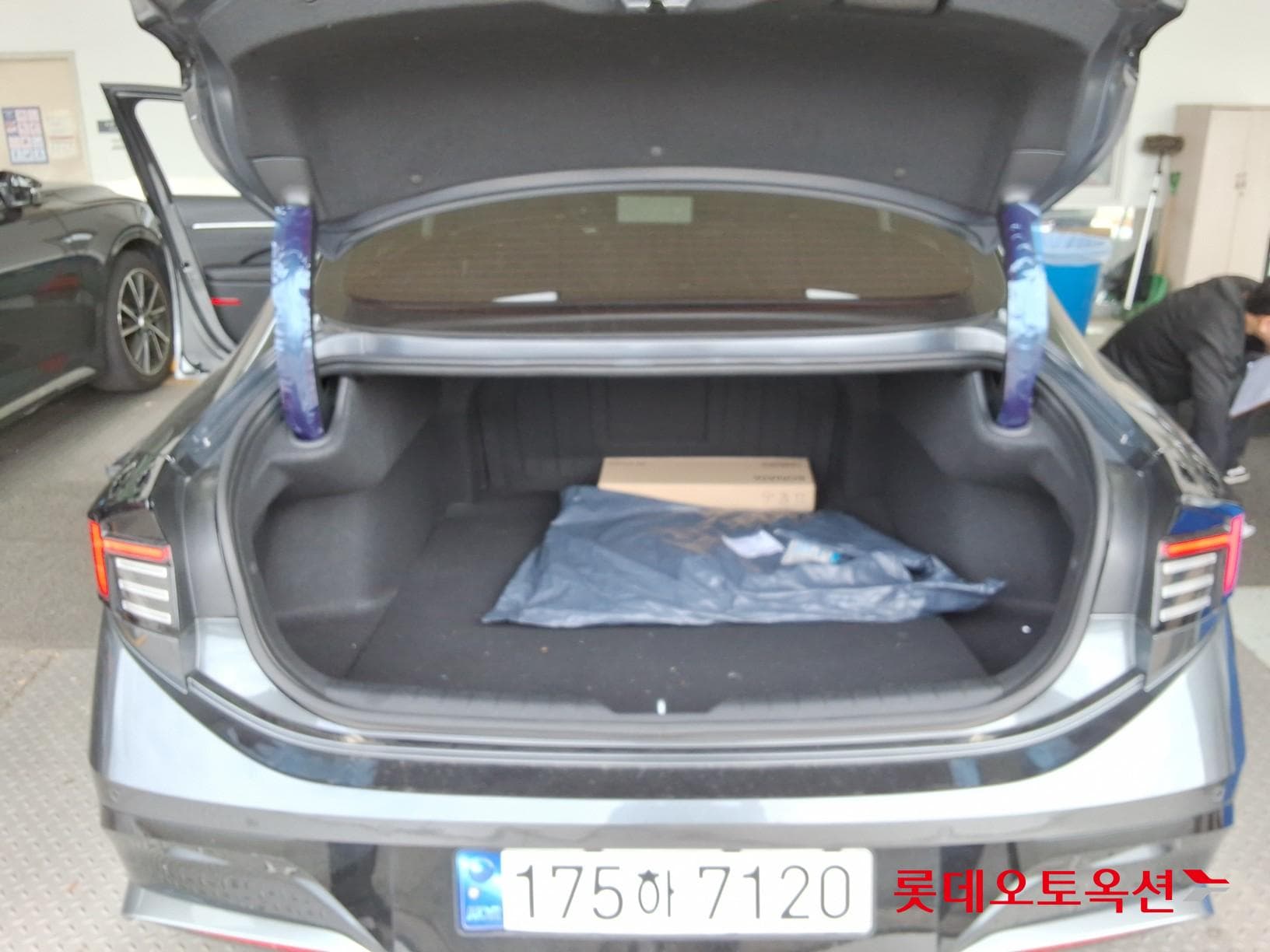 Hyundai - Sonata | DN8 TheEdge (G)2.0 Premium 2WD AT 37