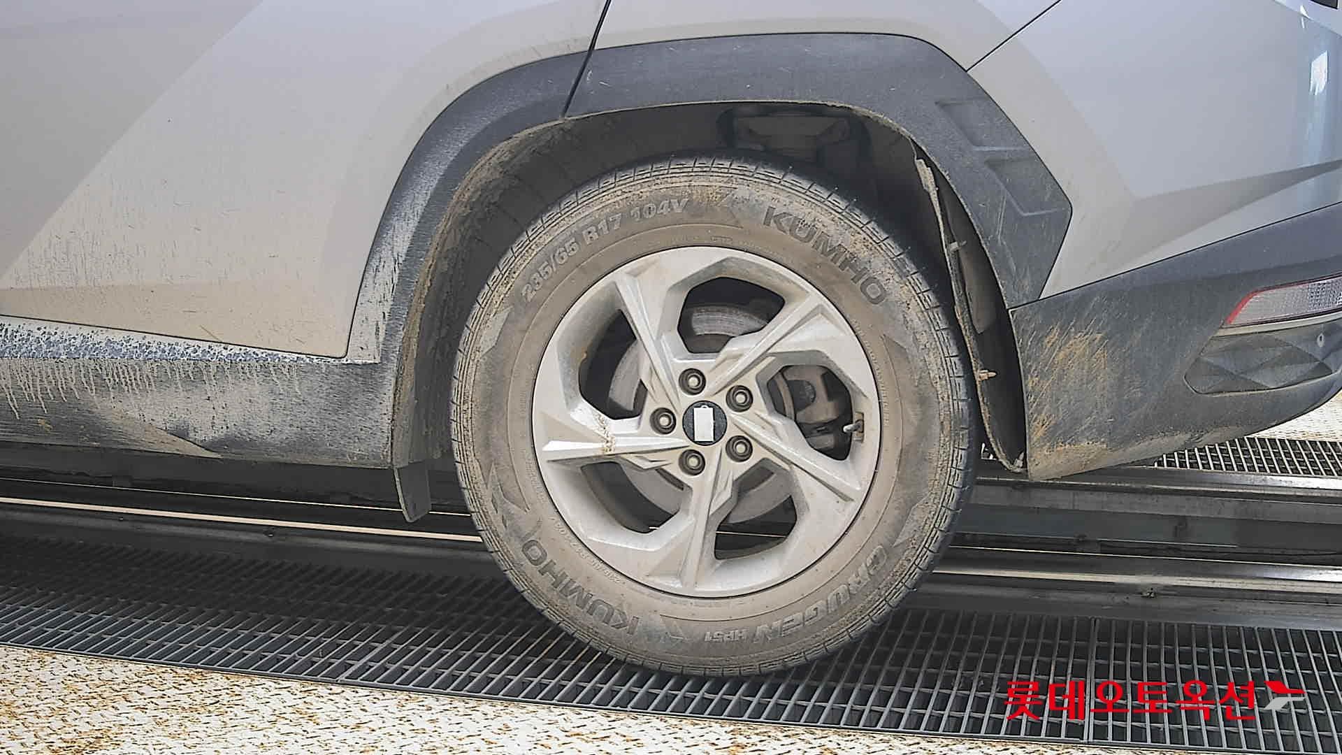 Hyundai - Tucson | THE ALL NEW (D) 2.0 Modern 4WD 22