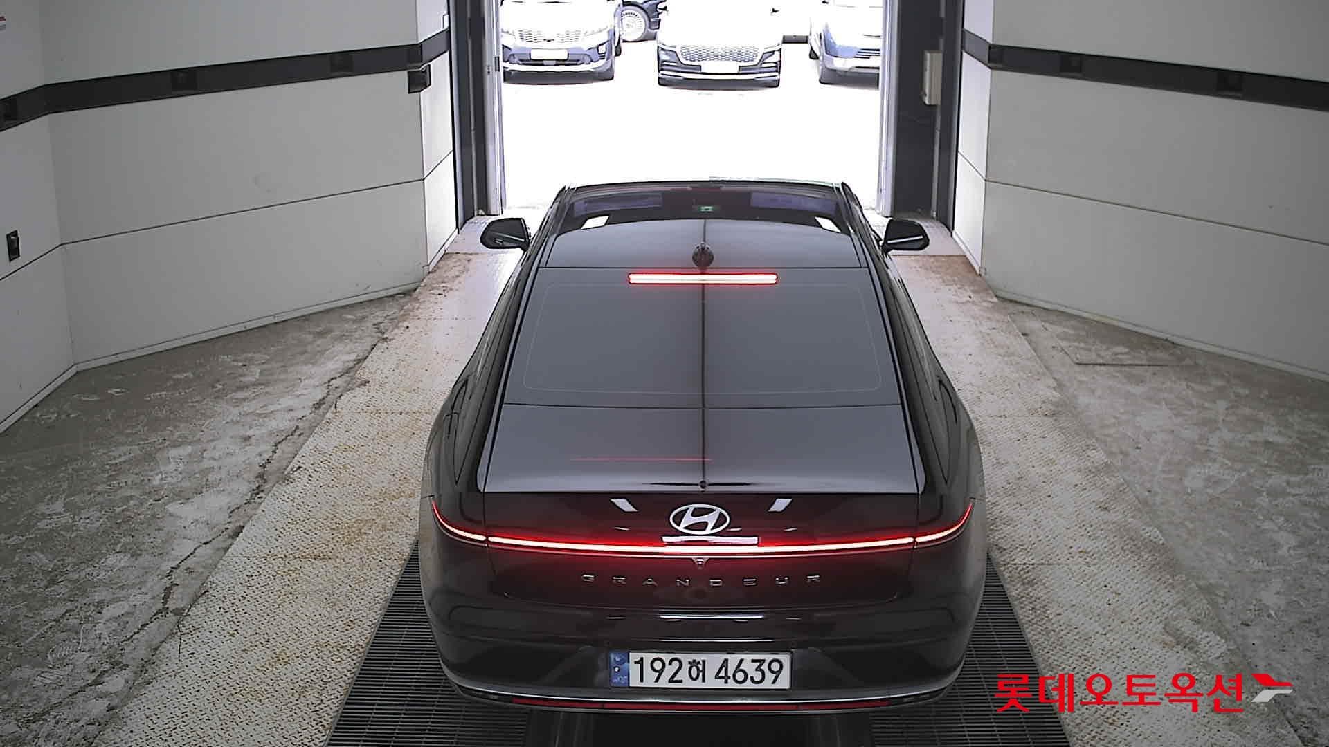 Hyundai - Grandeur | GN7 (G) 2.5 Exclusive 11