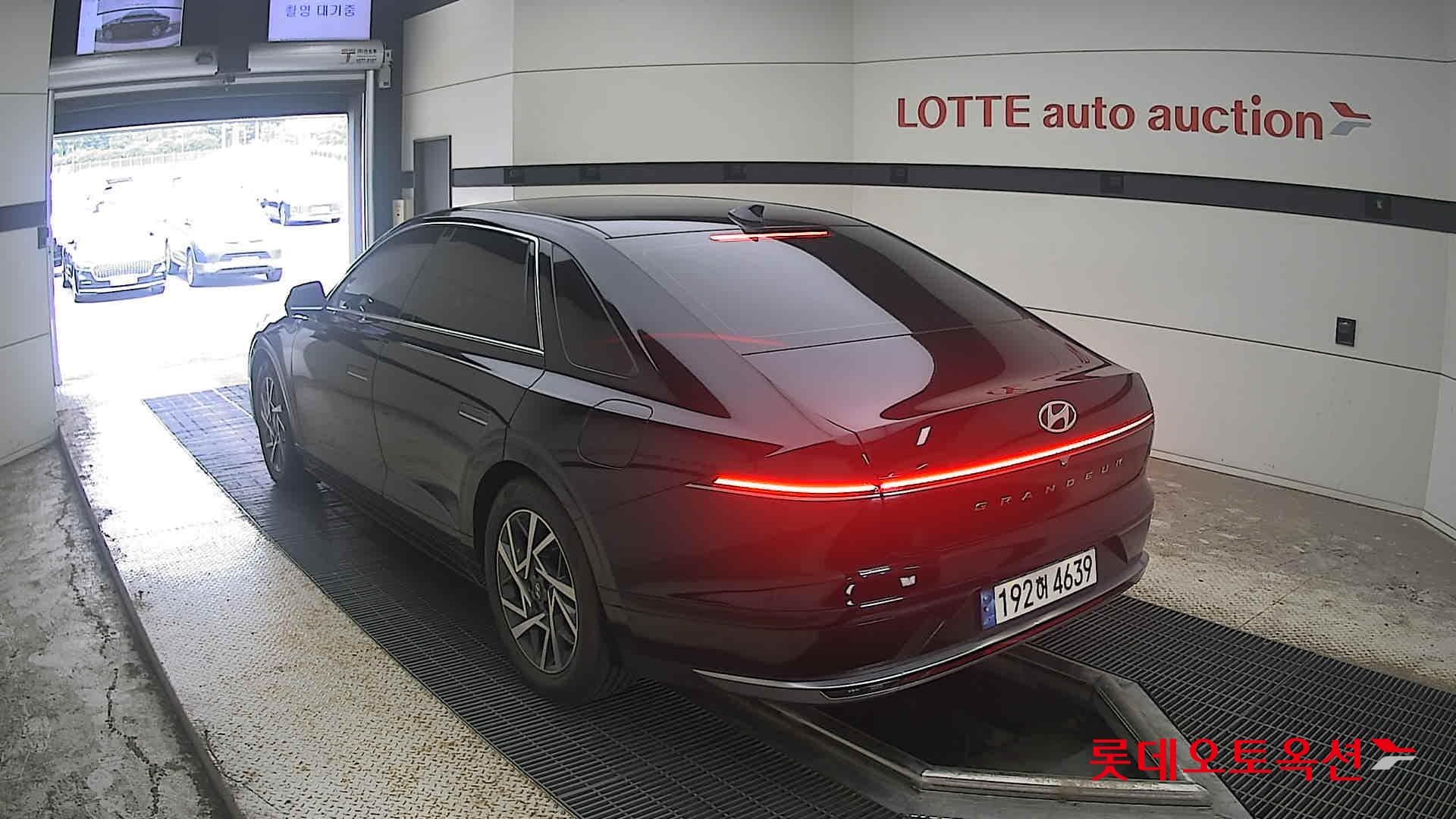Hyundai - Grandeur | GN7 (G) 2.5 Exclusive 10