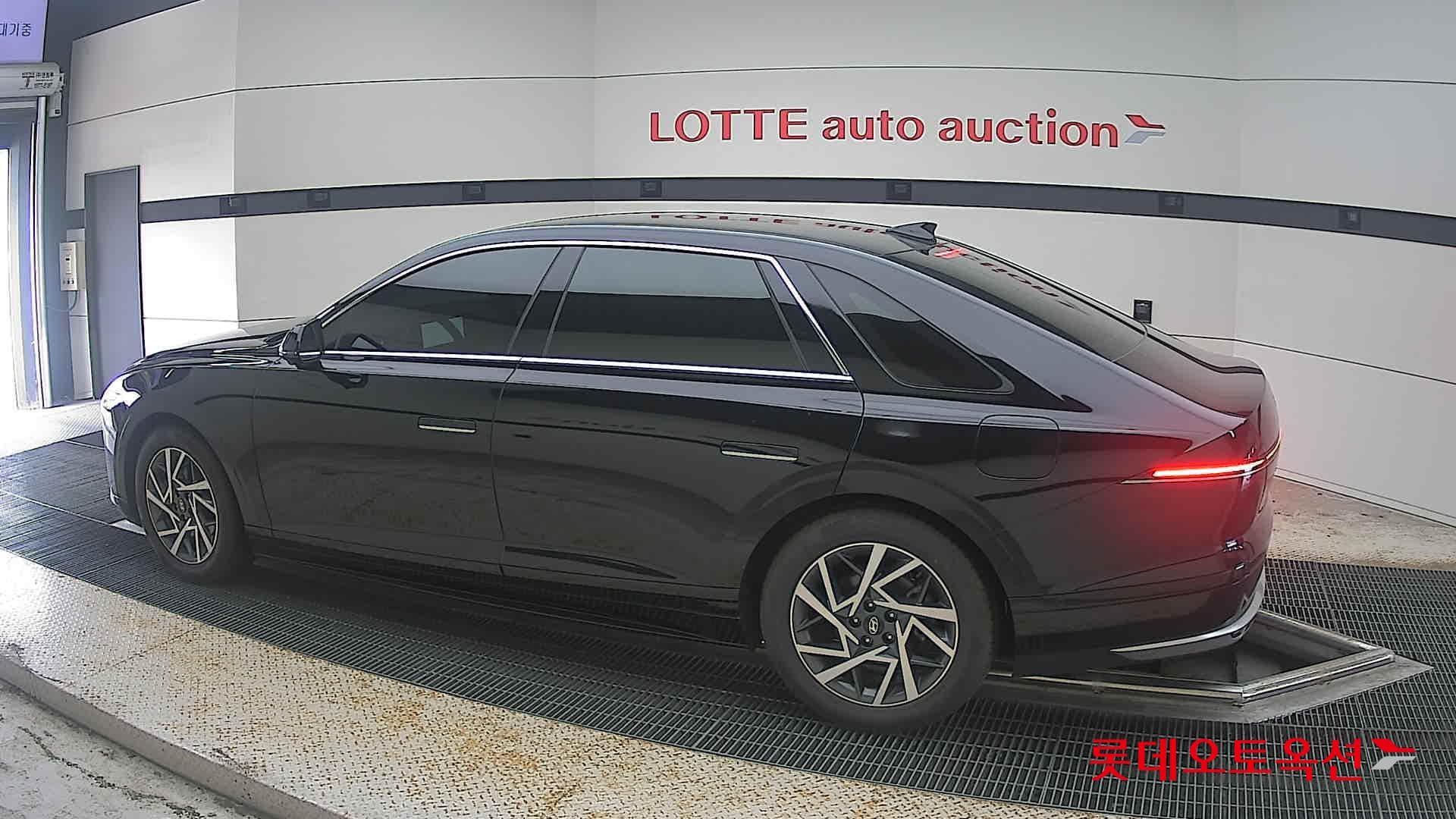 Hyundai - Grandeur | GN7 (G) 2.5 Exclusive 7